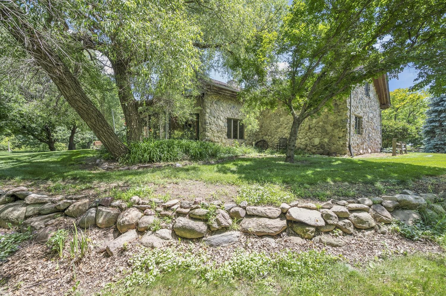 MLS #260705