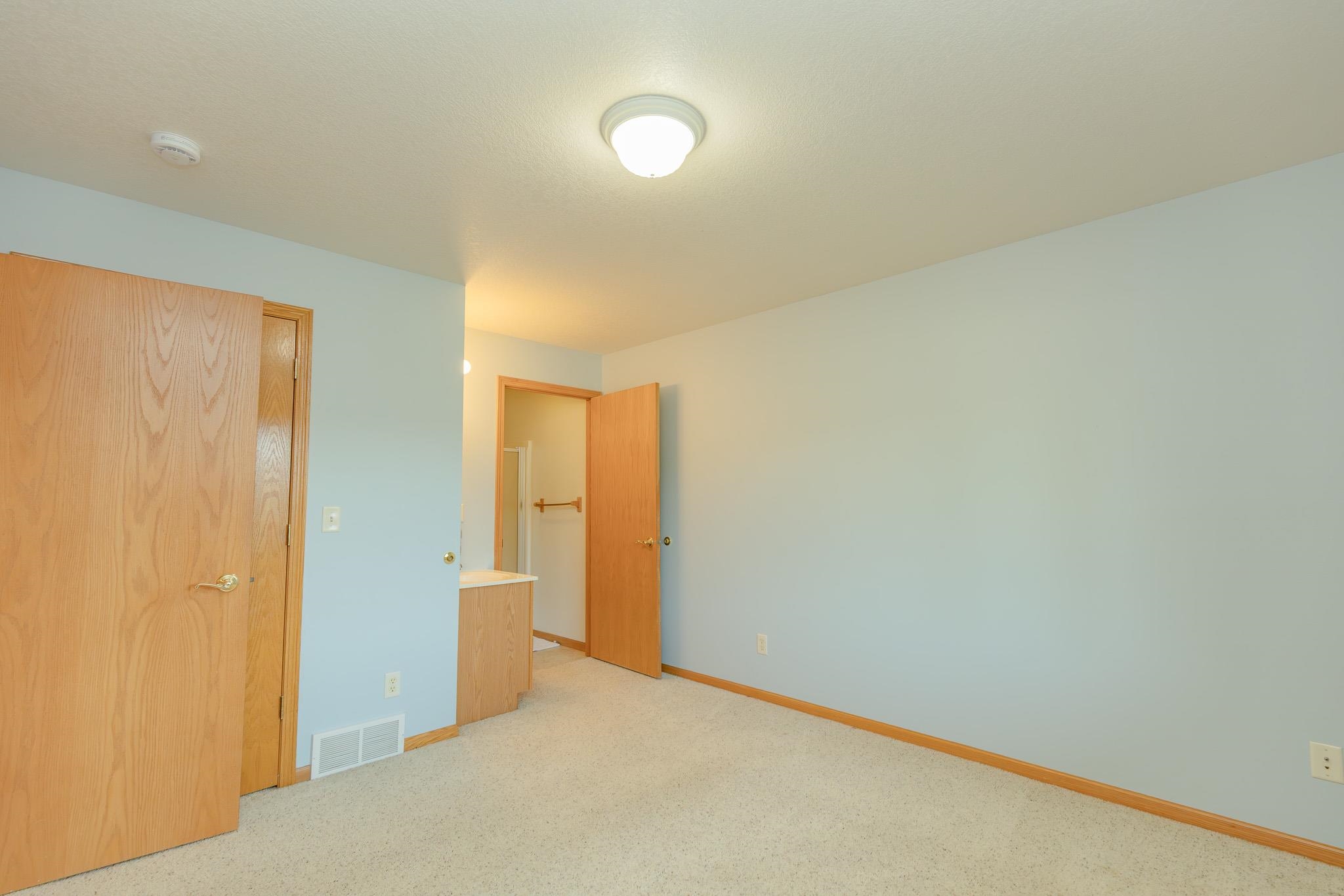 MLS #260726