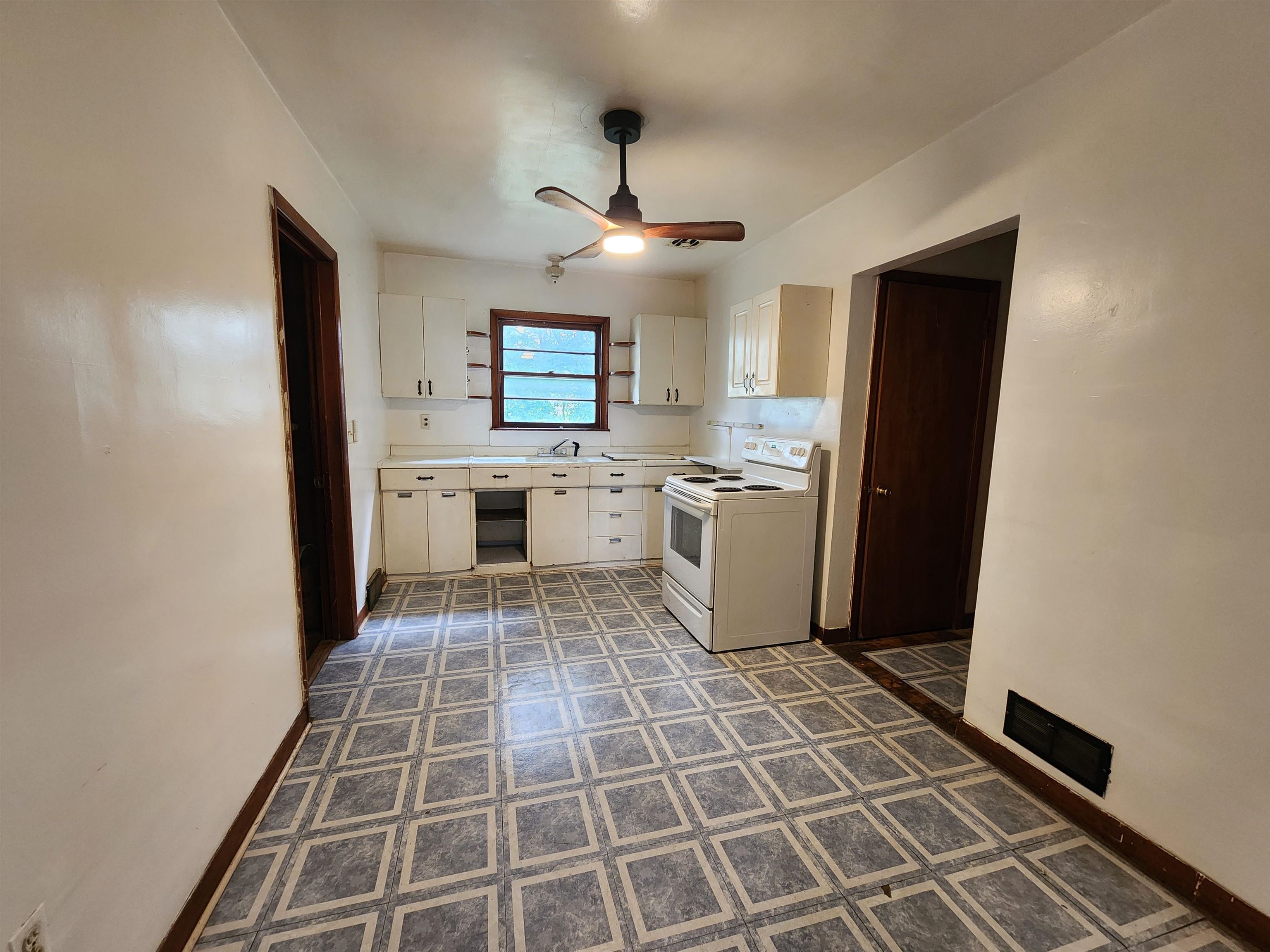 MLS #260740