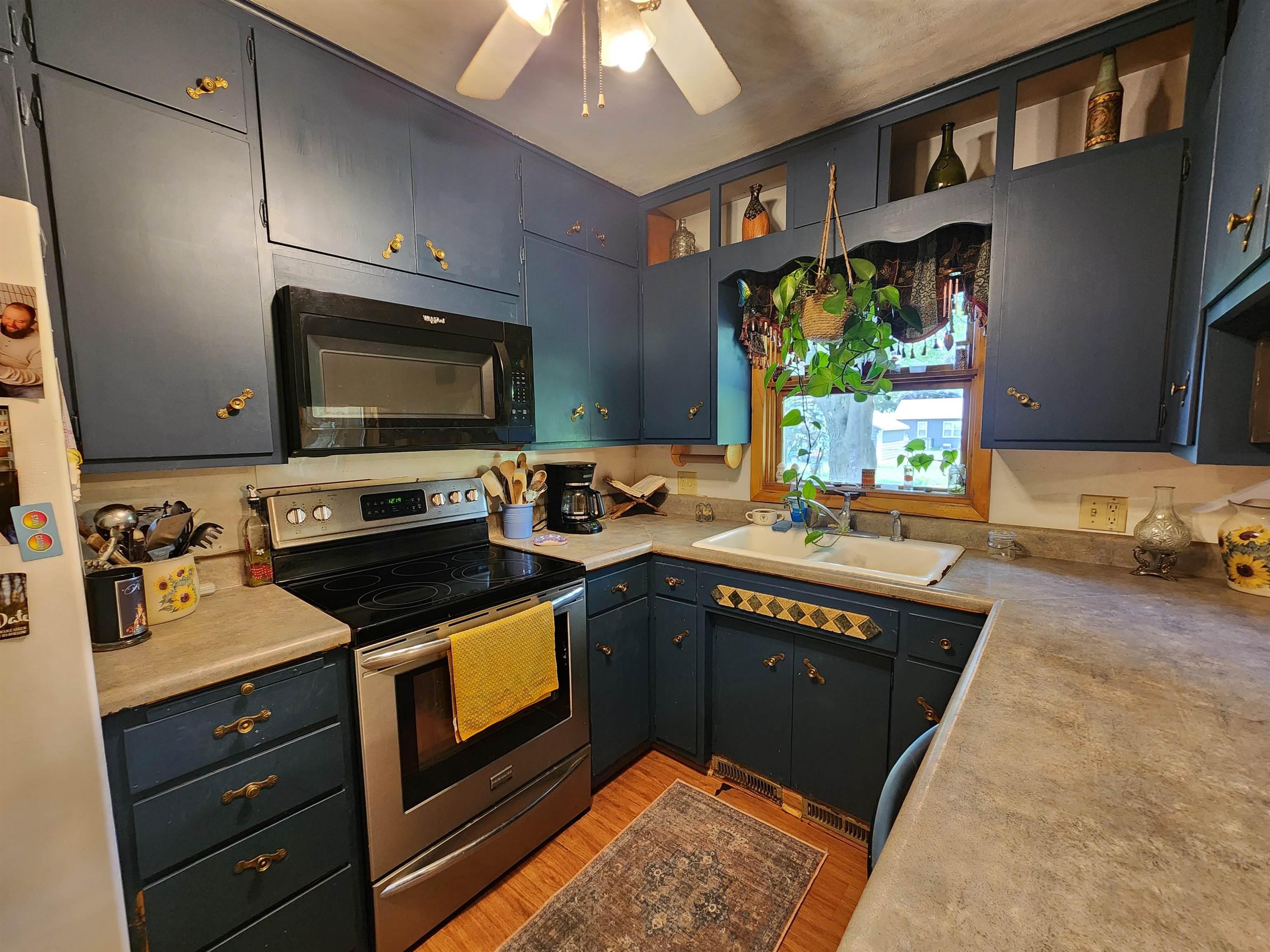 MLS #260780
