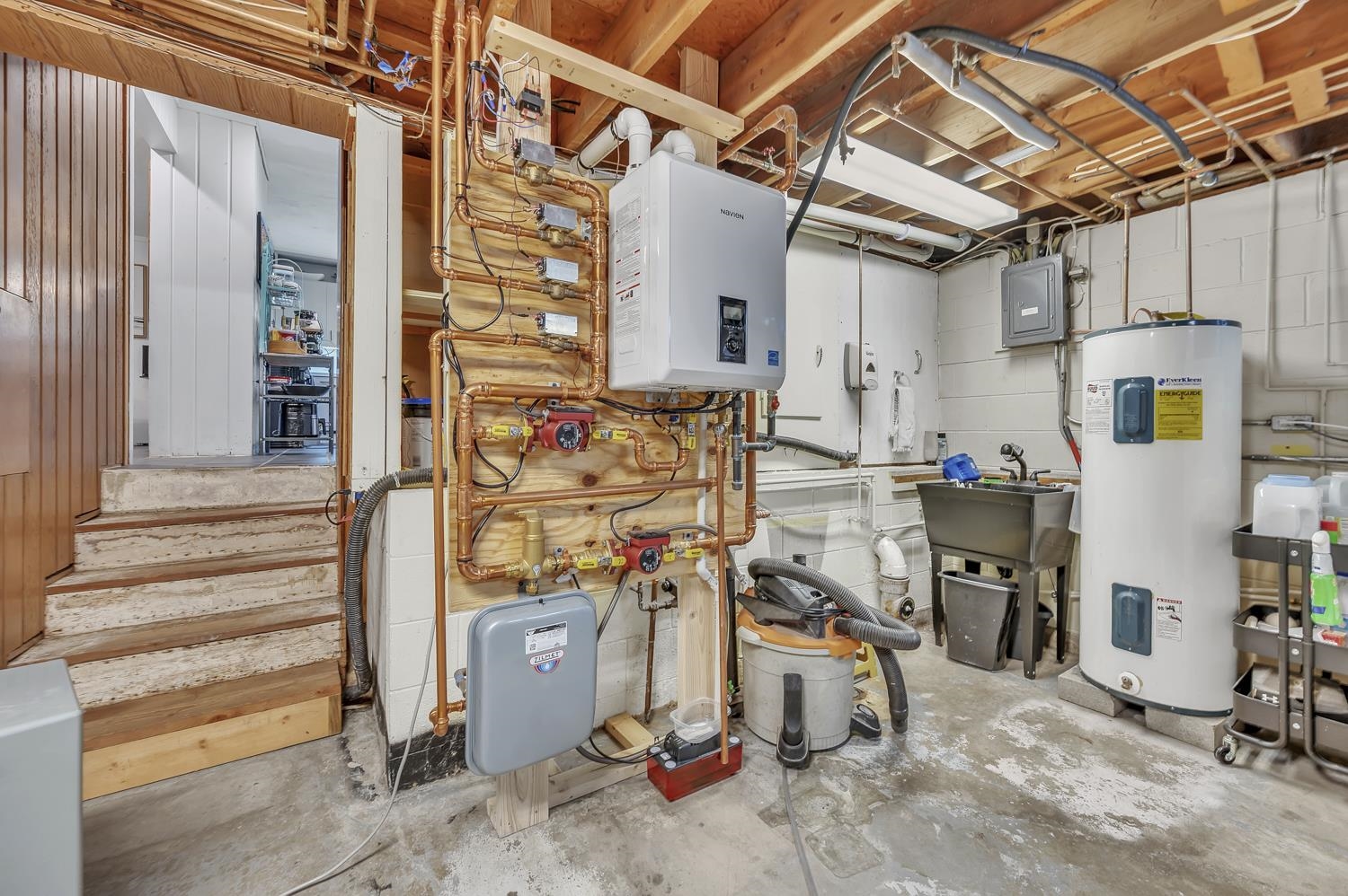 MLS #260804