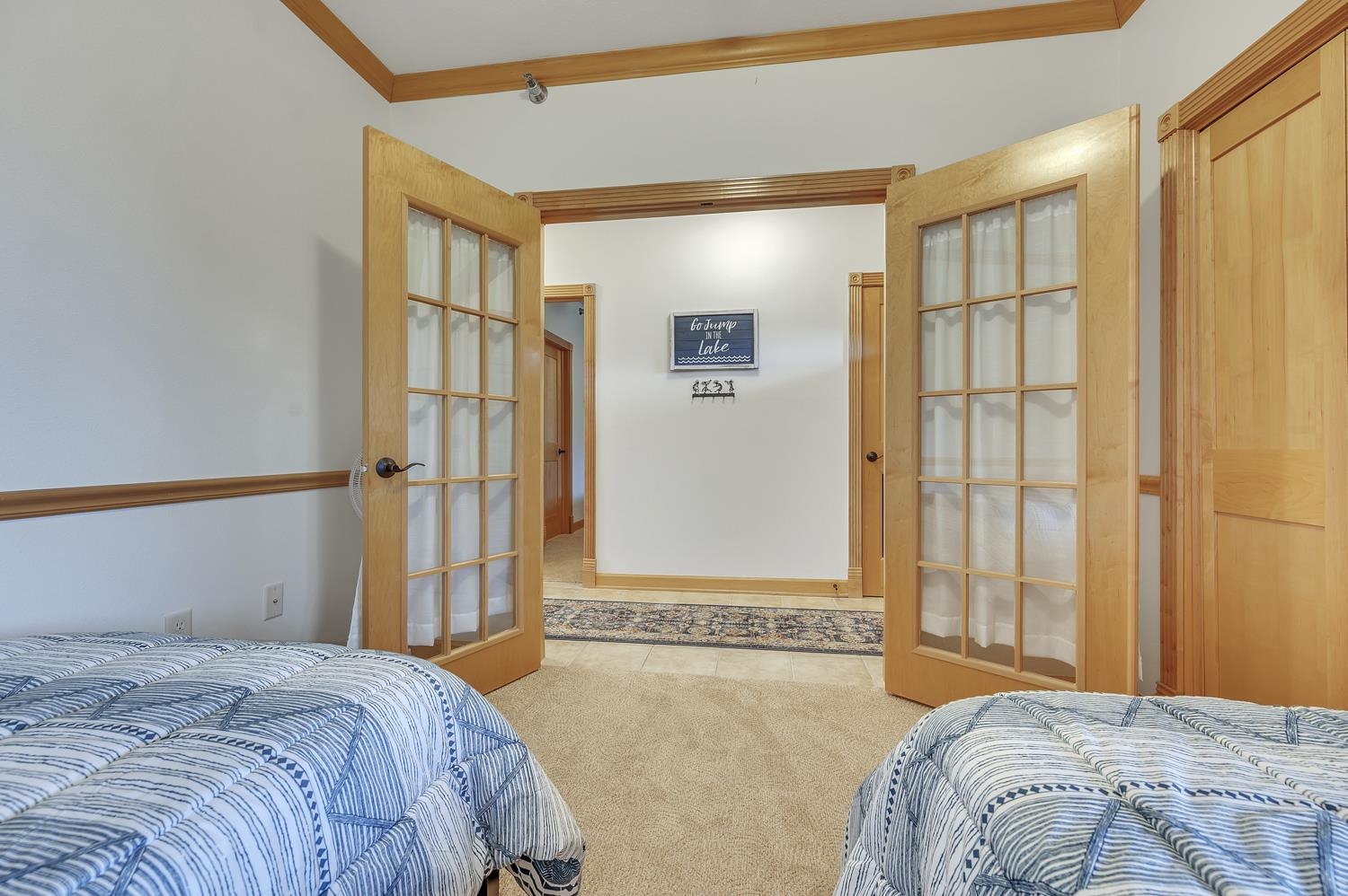 MLS #260860
