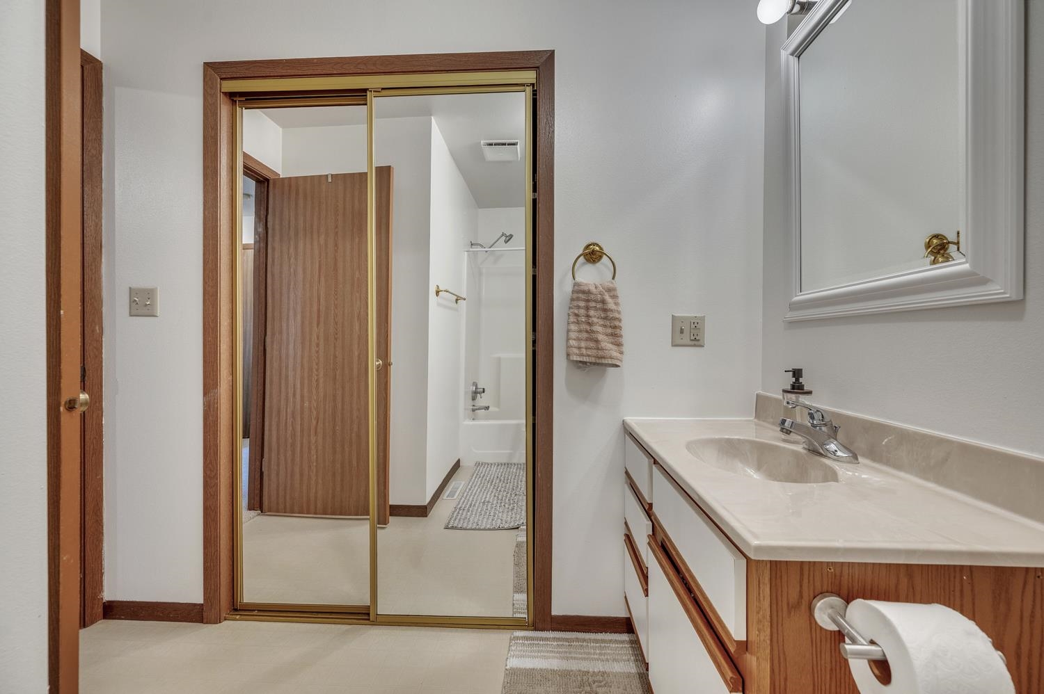 MLS #260866