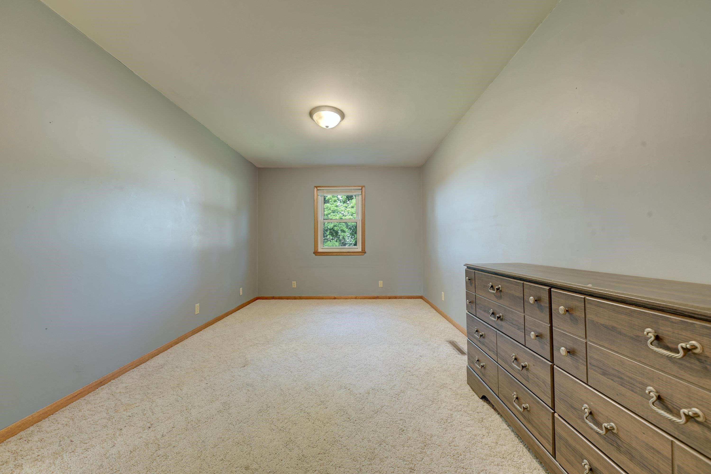 MLS #260868