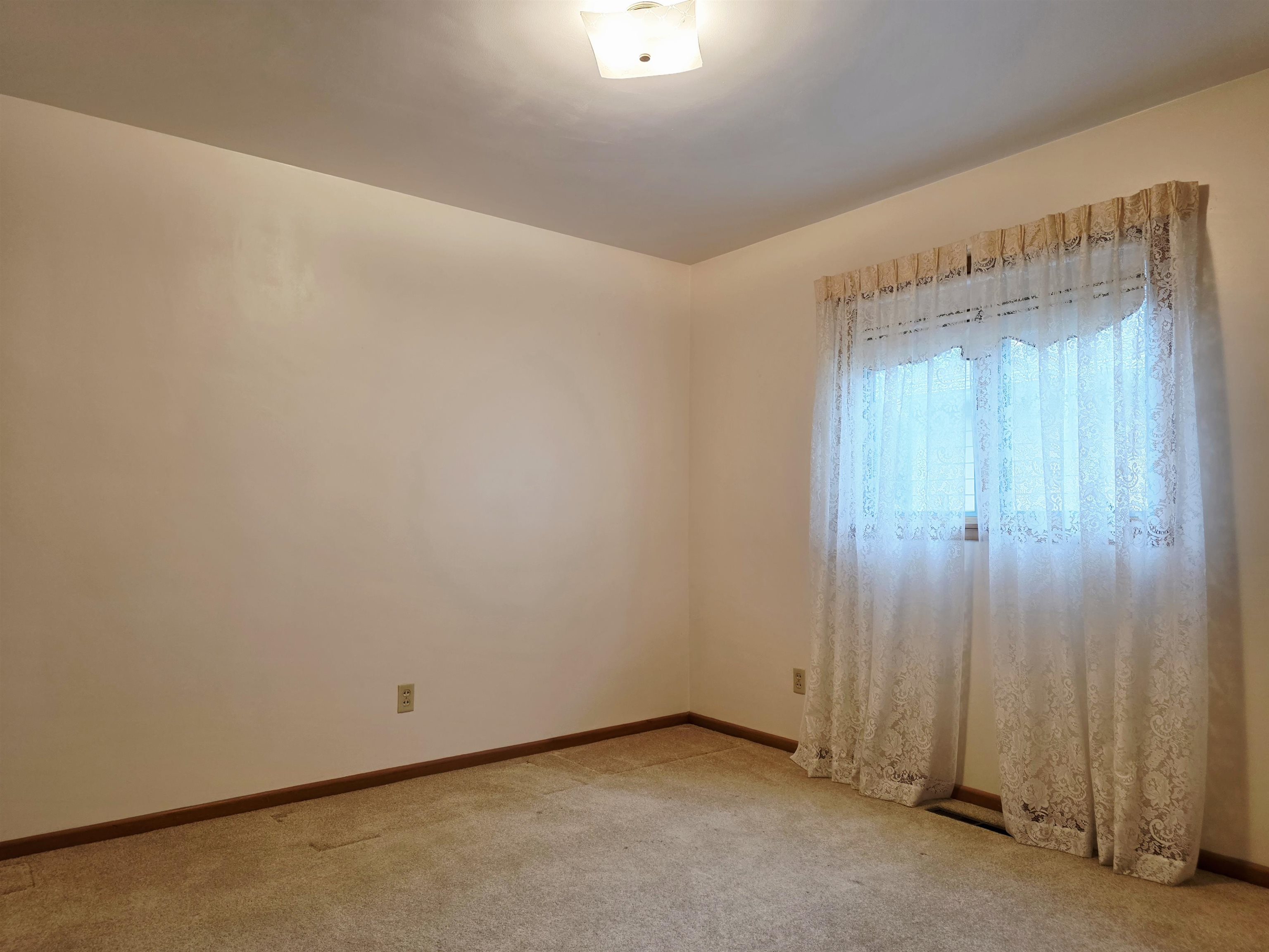 MLS #260869