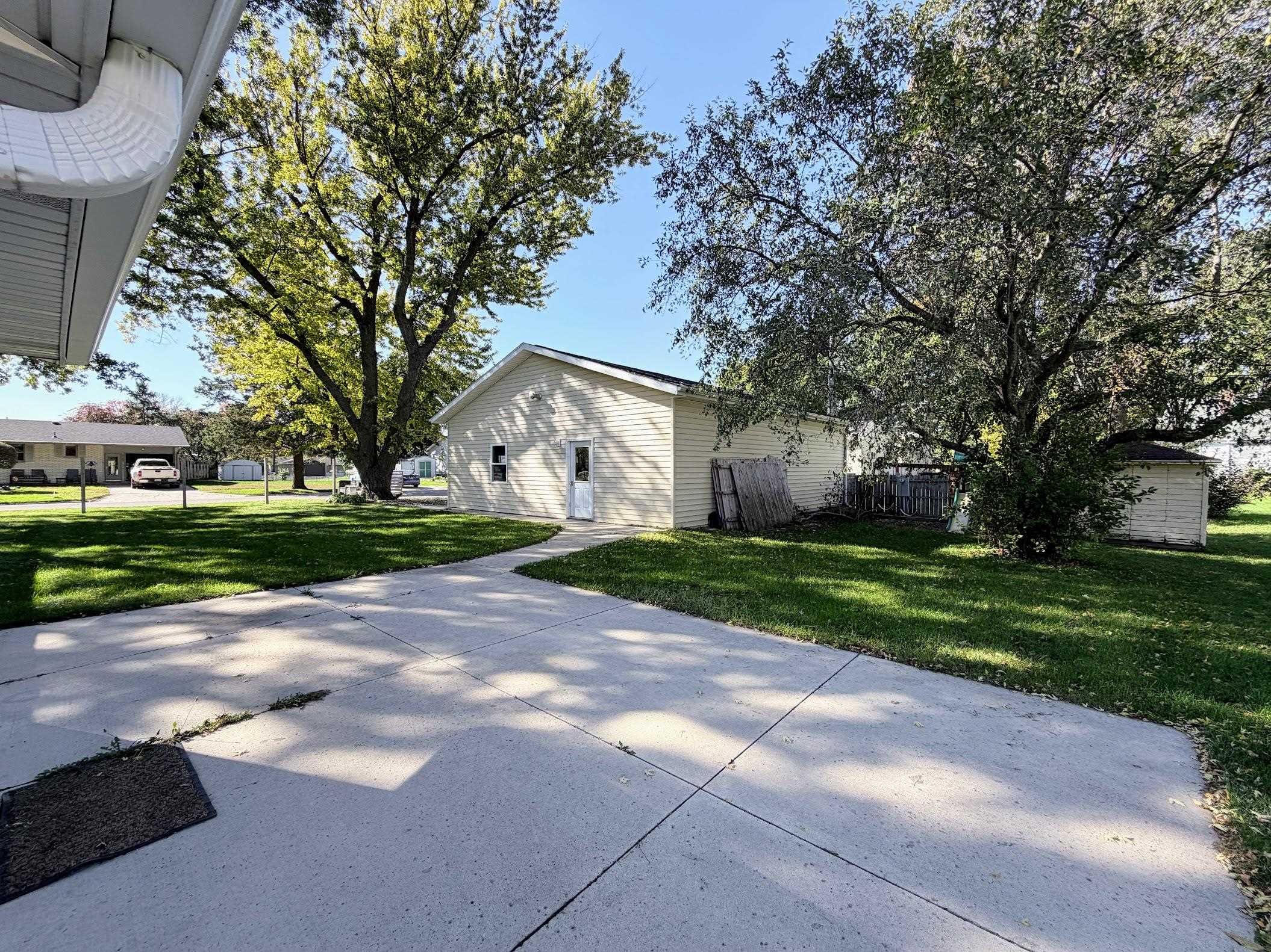 MLS #260915