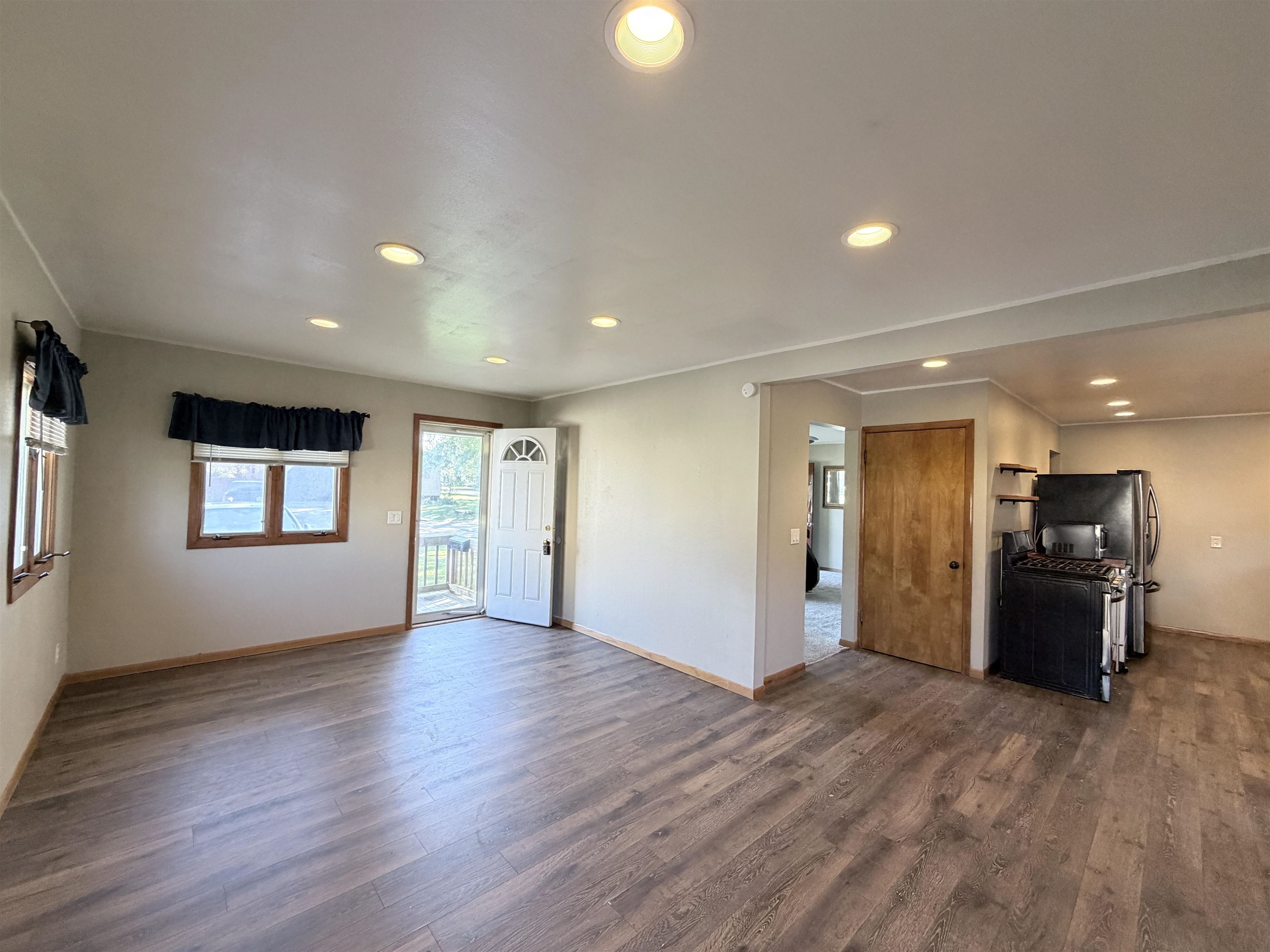 MLS #260915