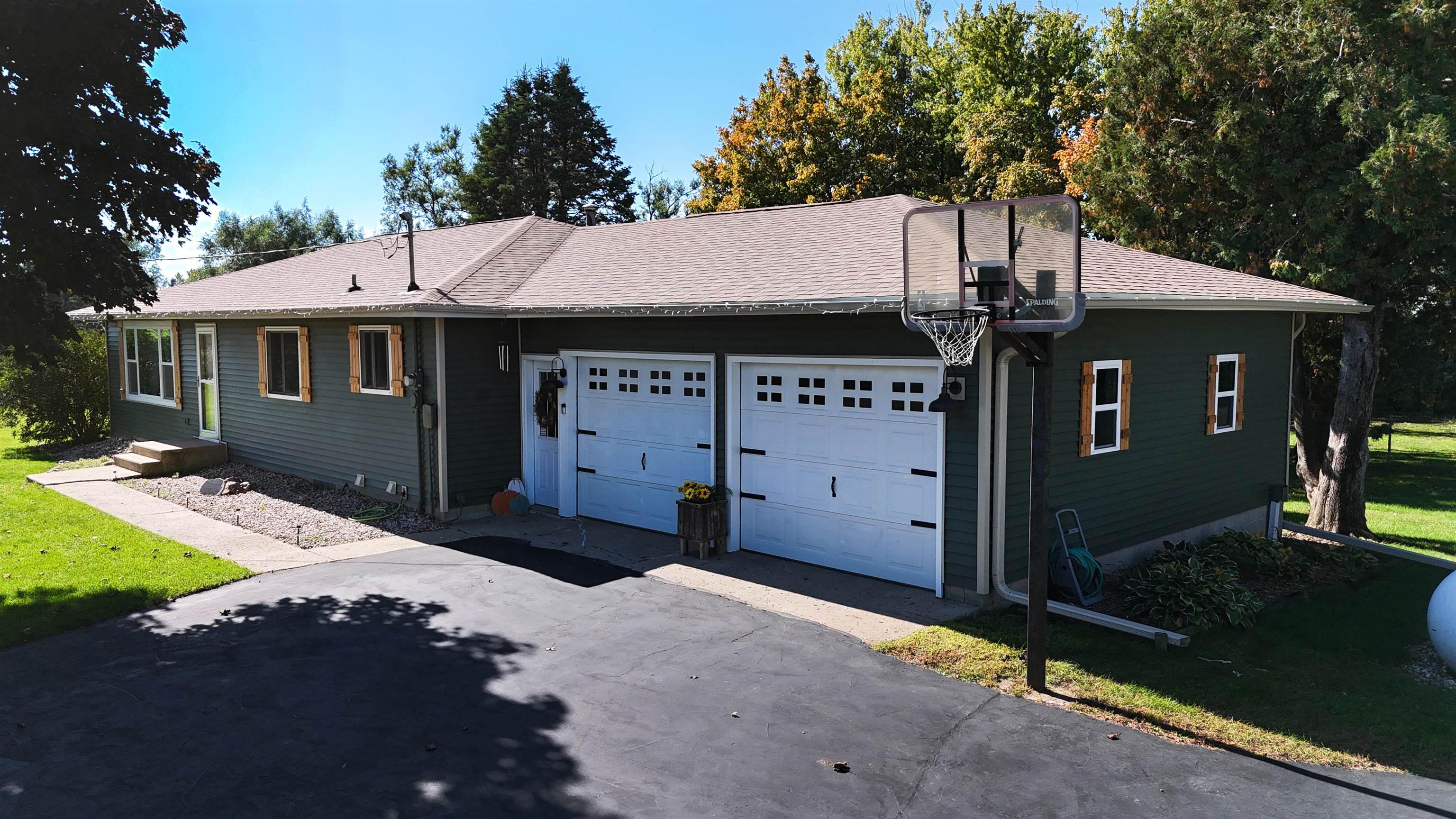 MLS #261329