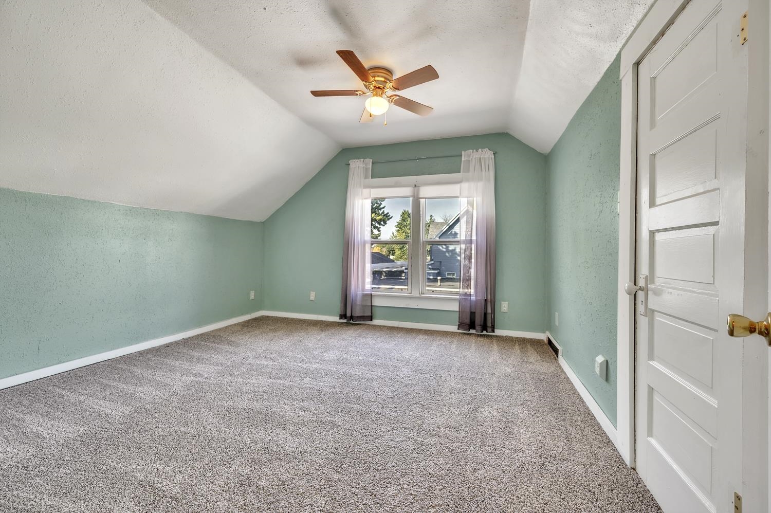 MLS #261336