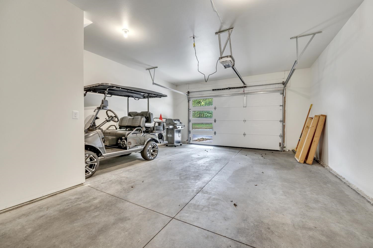 MLS #261351