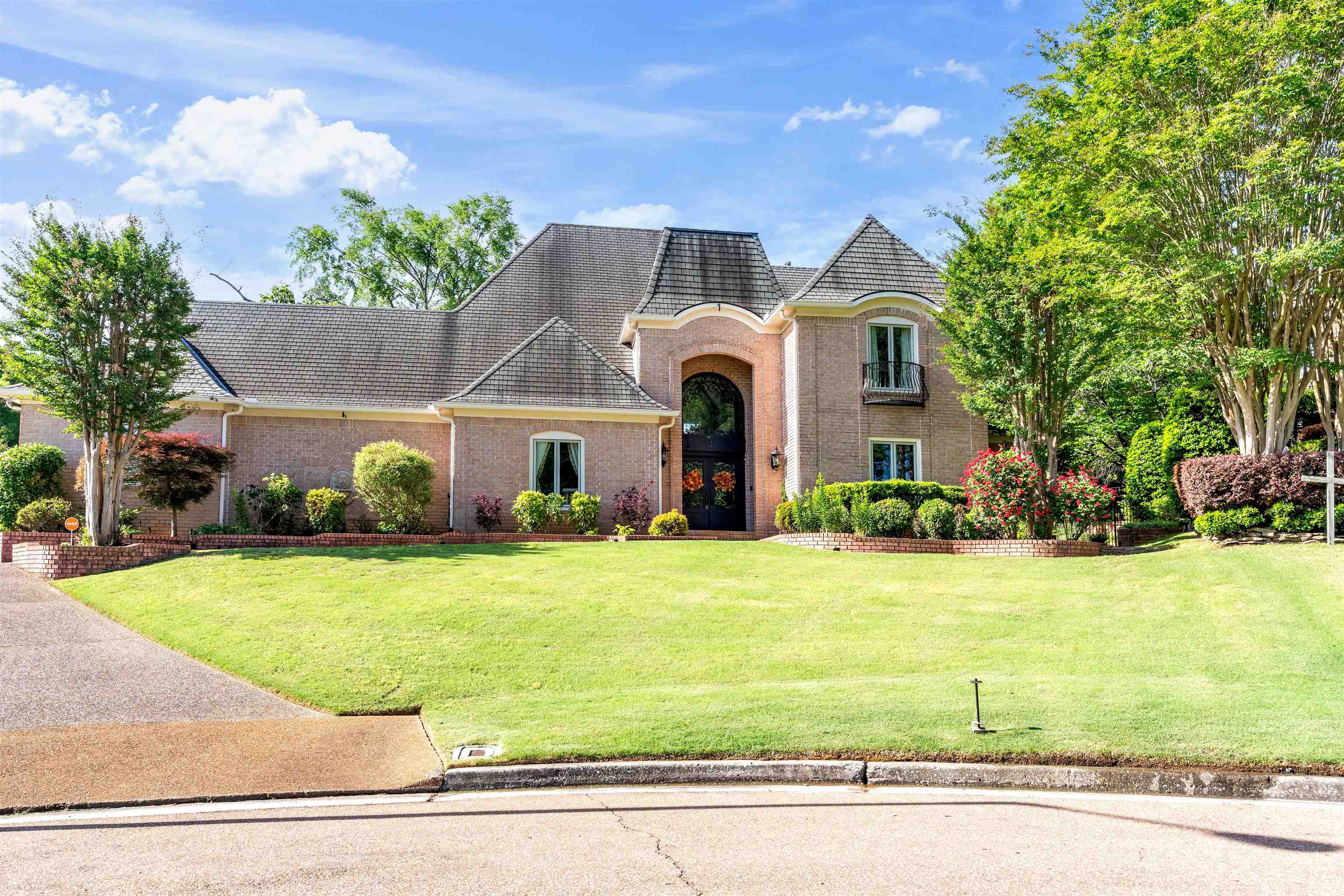 8791 FERNWOOD CV