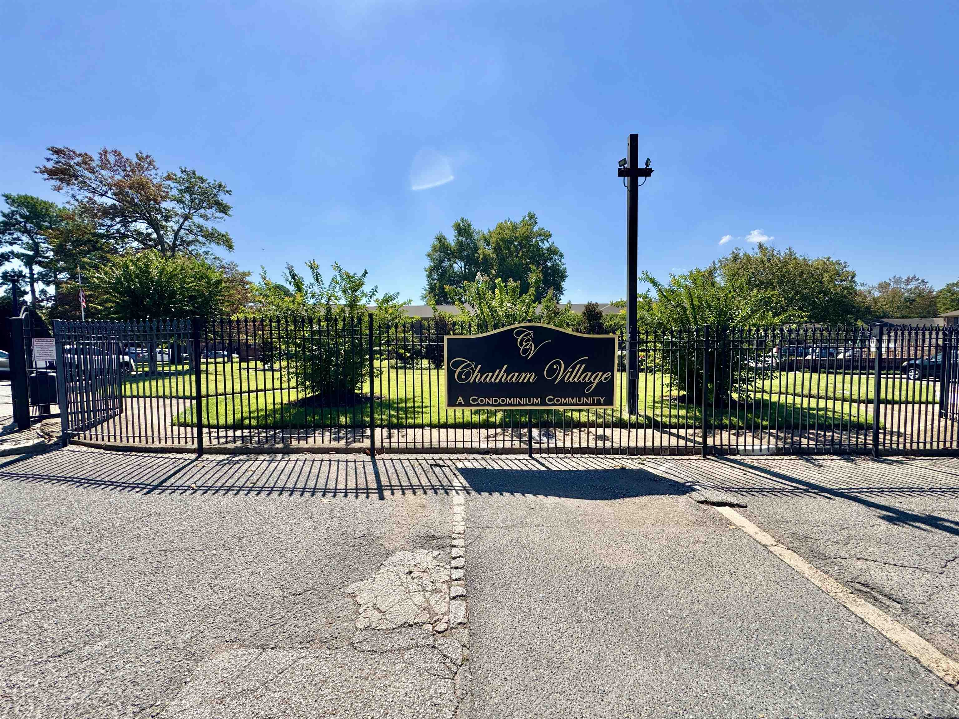 1202 Middle Court Ct 101
