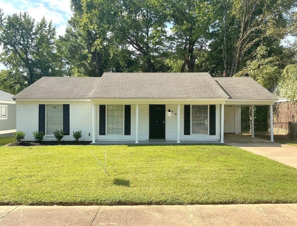 901 Chesterton Dr