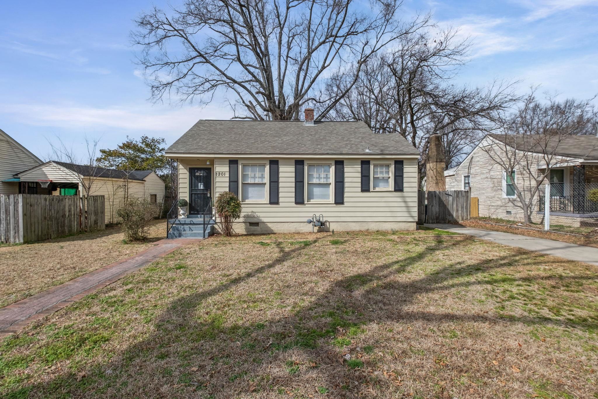 Property photo 1