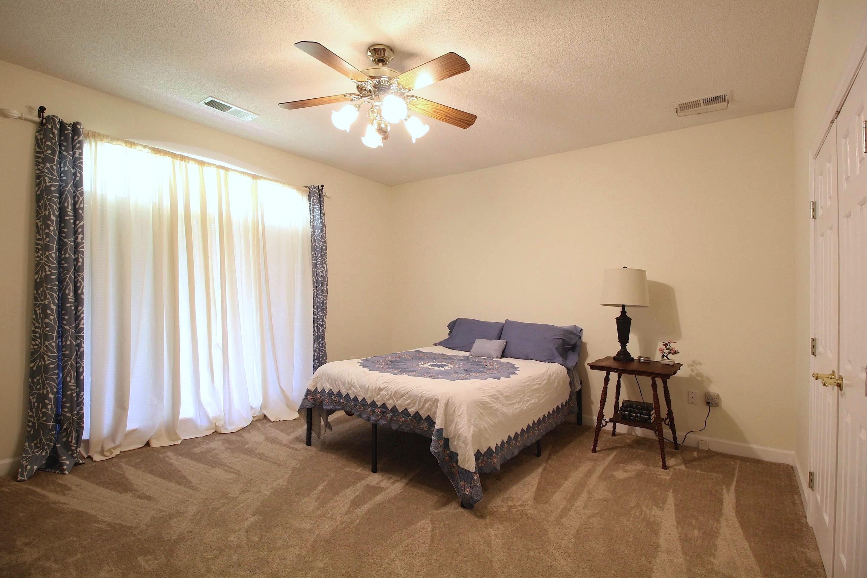2550 N Reid-Hooker Rd