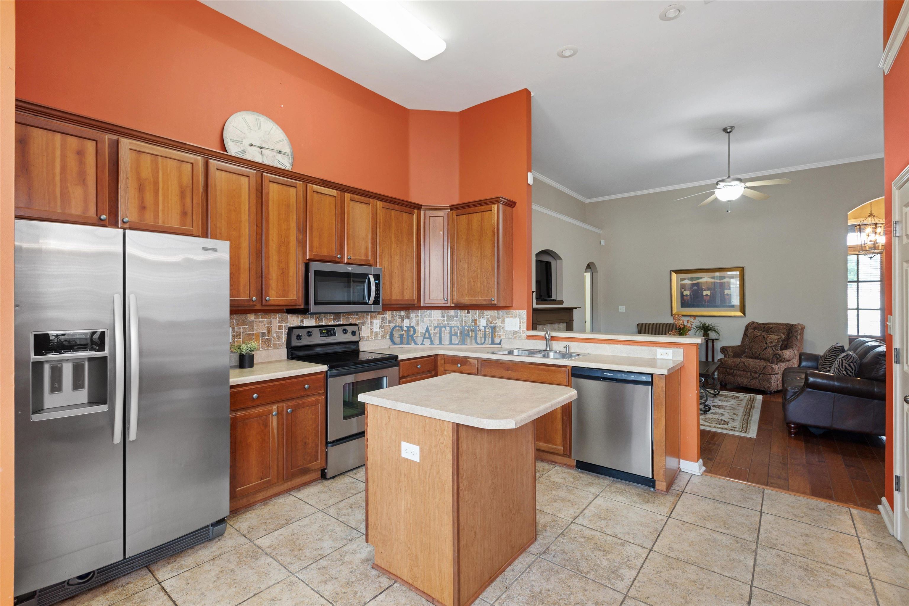 1864 N Houston Levee Cir