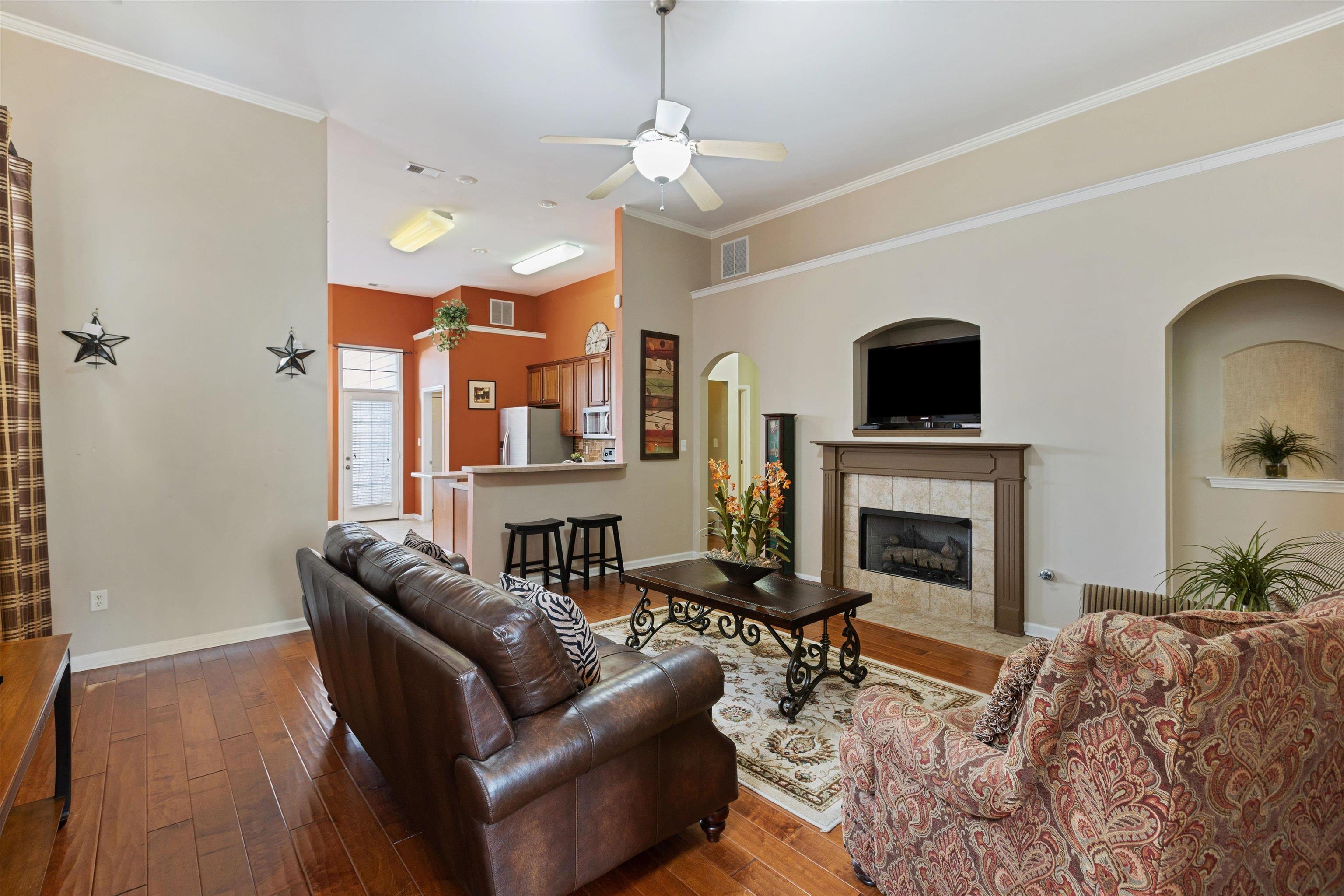 1864 N Houston Levee Cir