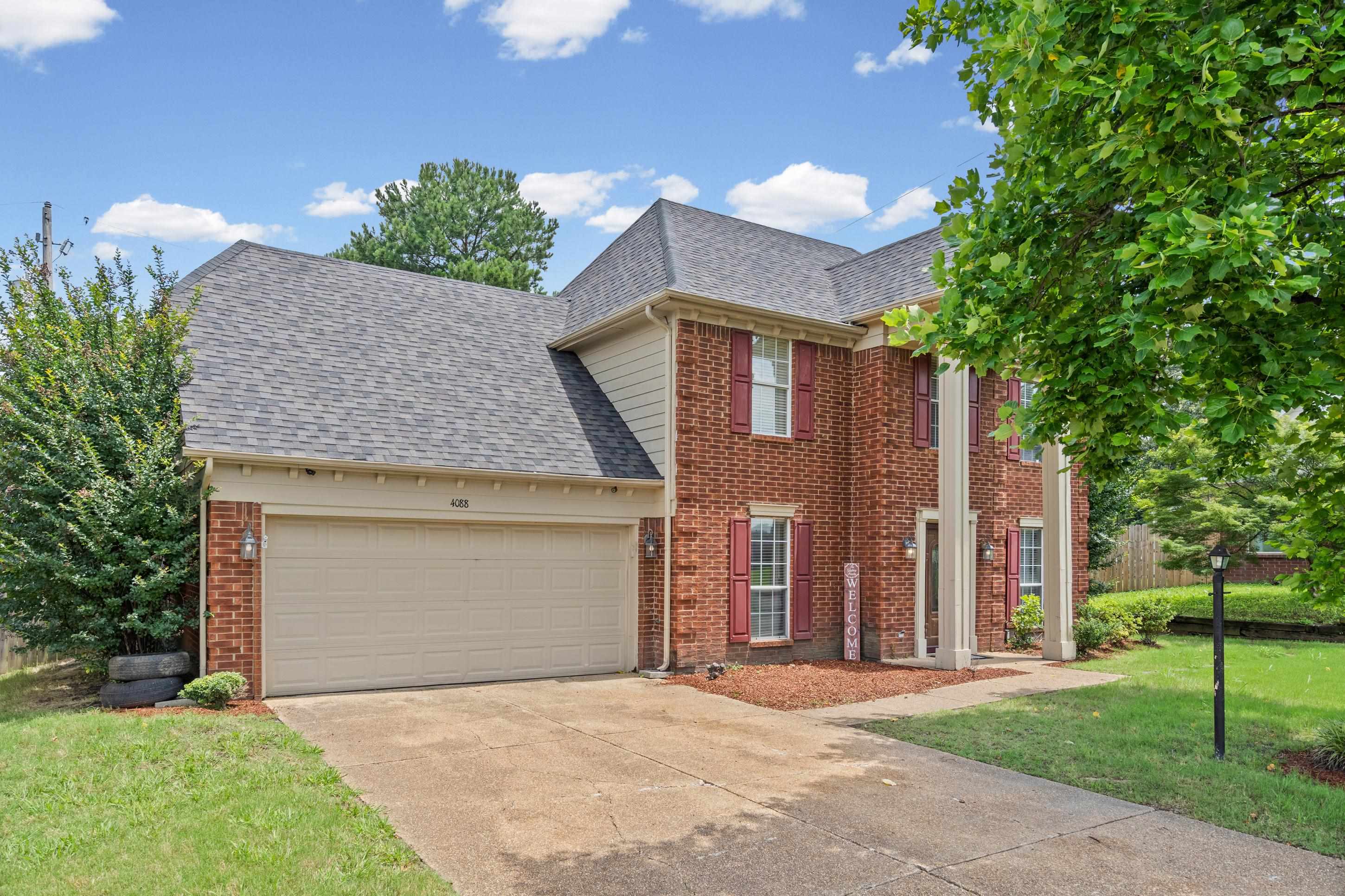 4088 Old Village Ln