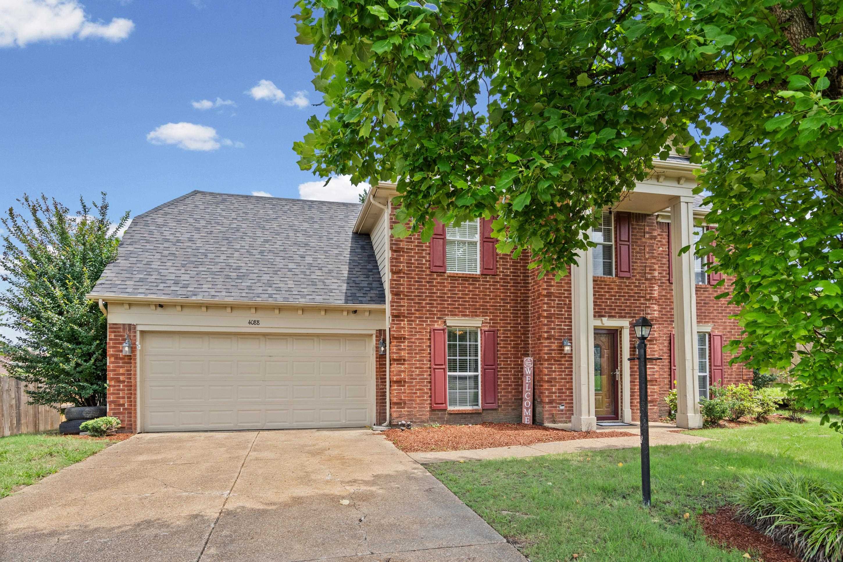 4088 Old Village Ln