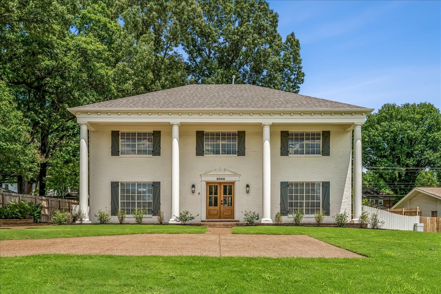 2040 Ridgeway Rd
