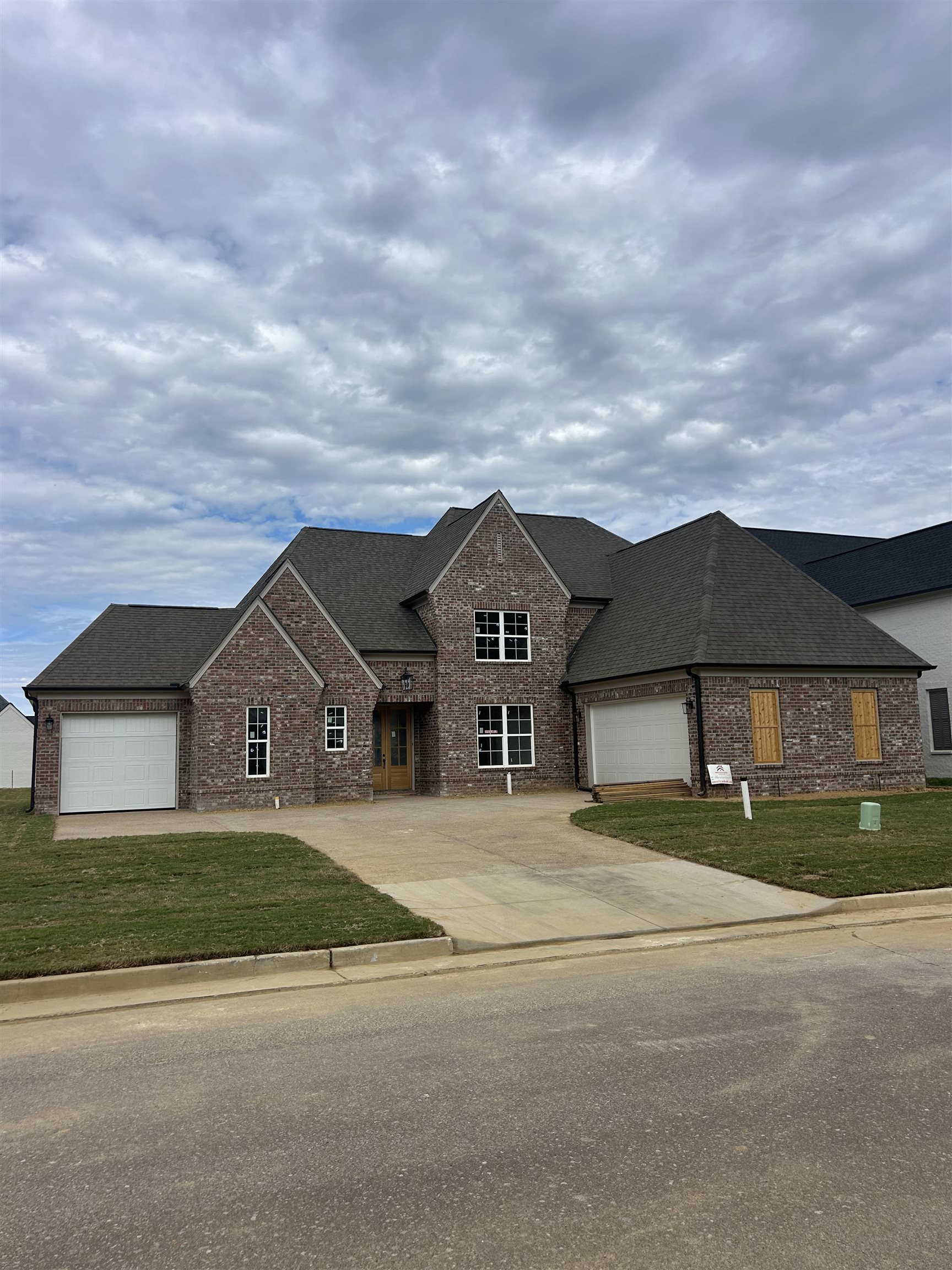 175 Piper Hollow Dr