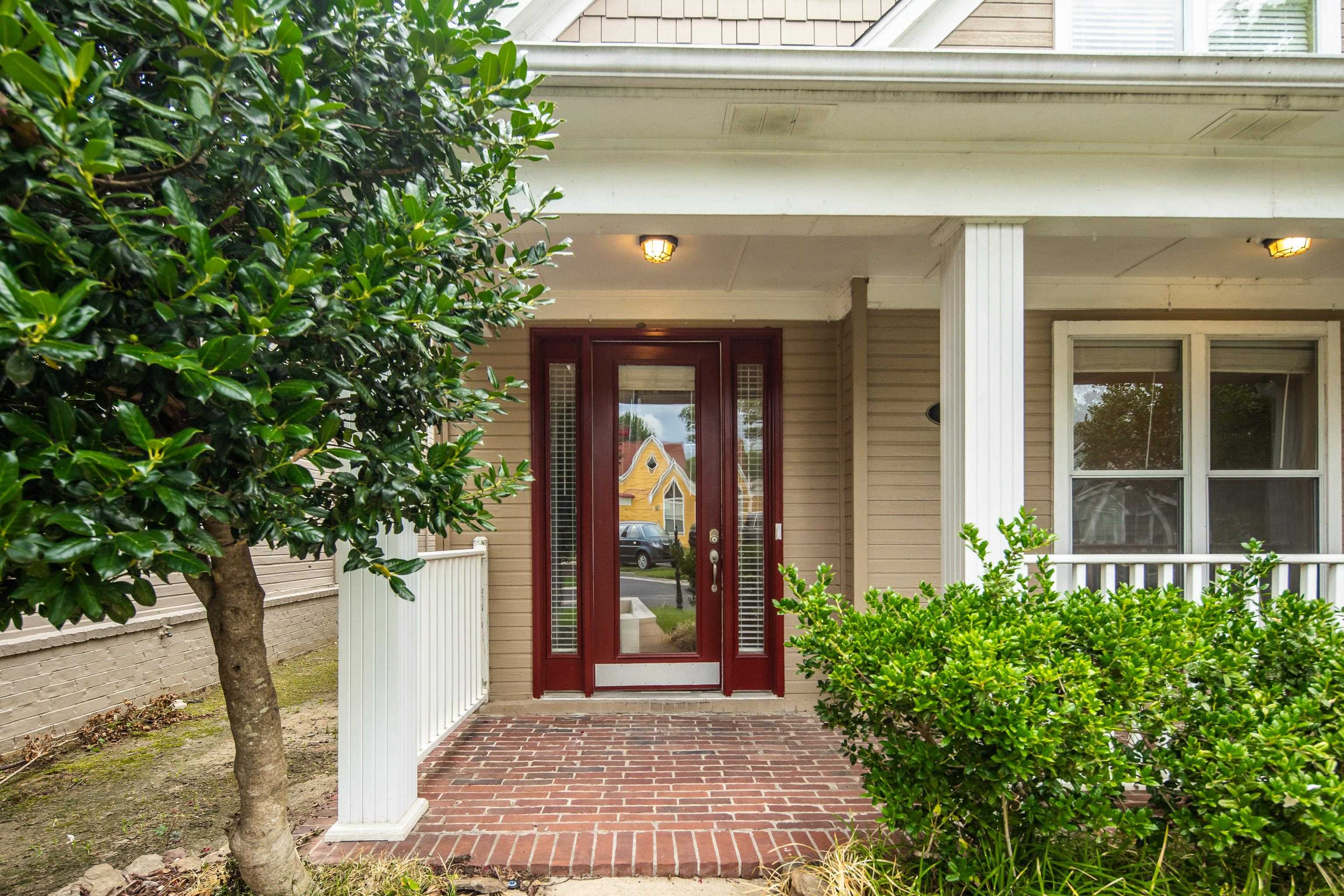 1327 Harbor Park Dr