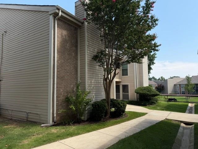 6692 Whispering Oak Pl 2