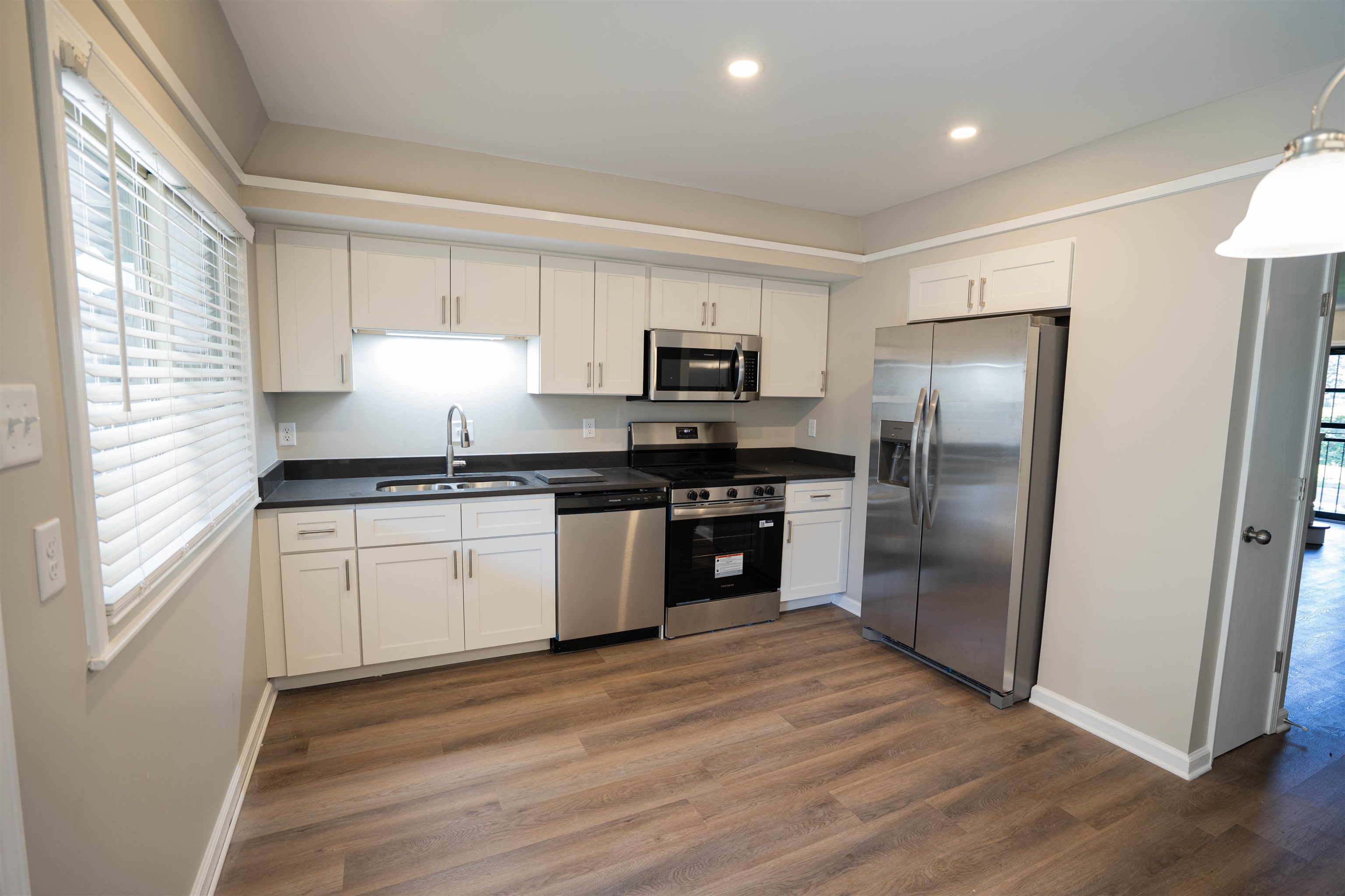5891 Park Ave 5891