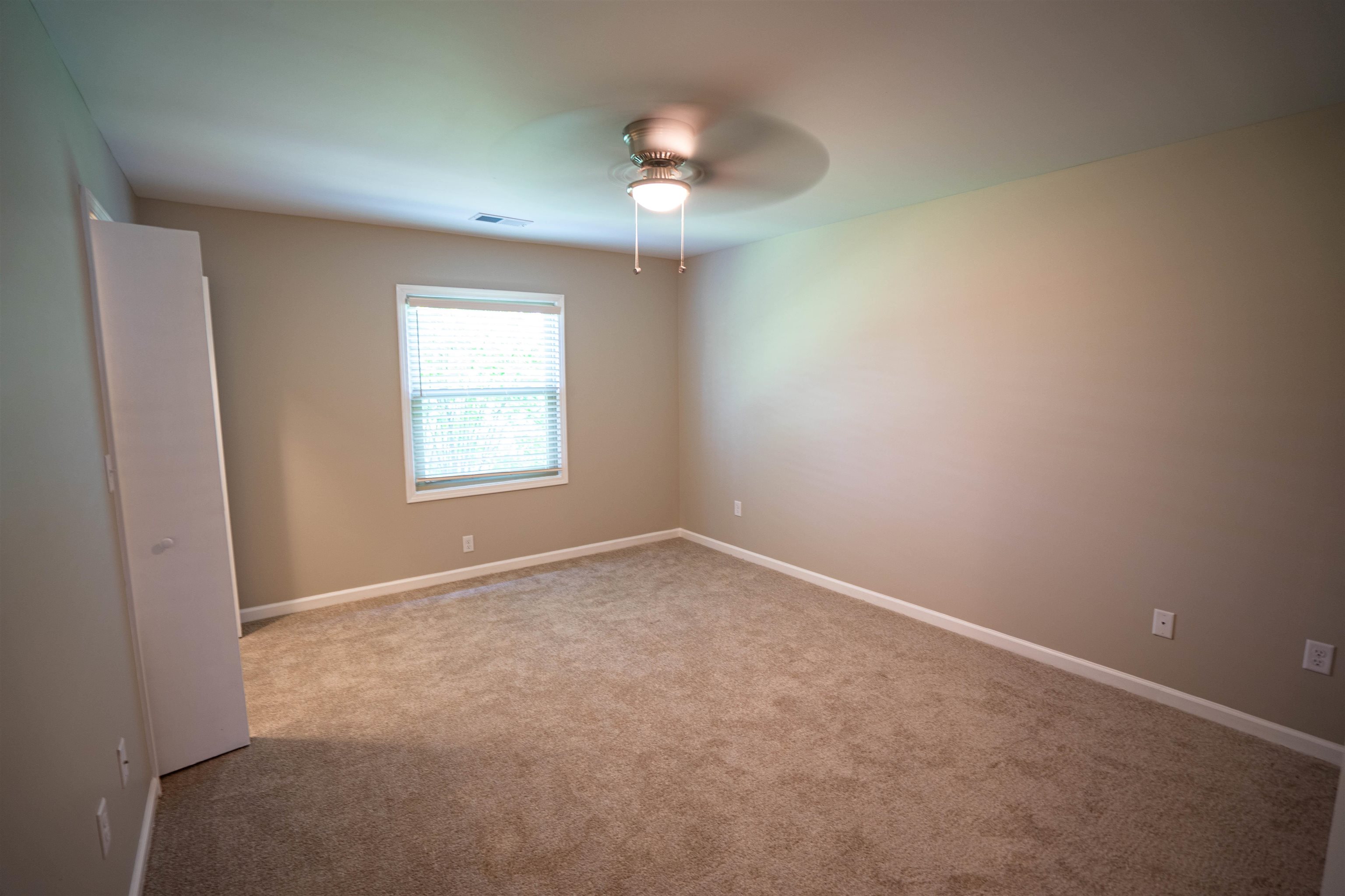 5891 Park Ave 5891