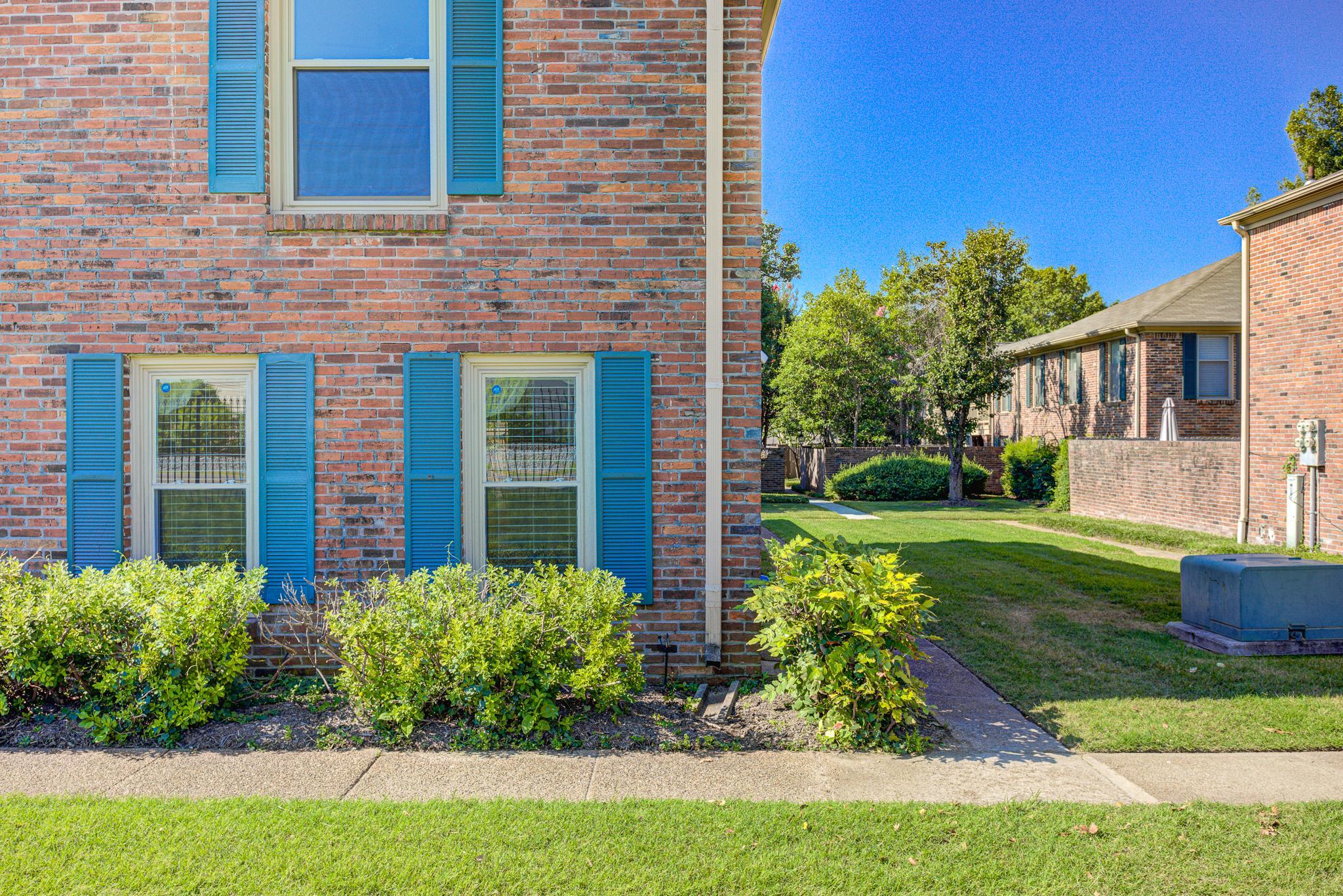 5845 Park Ave 5845
