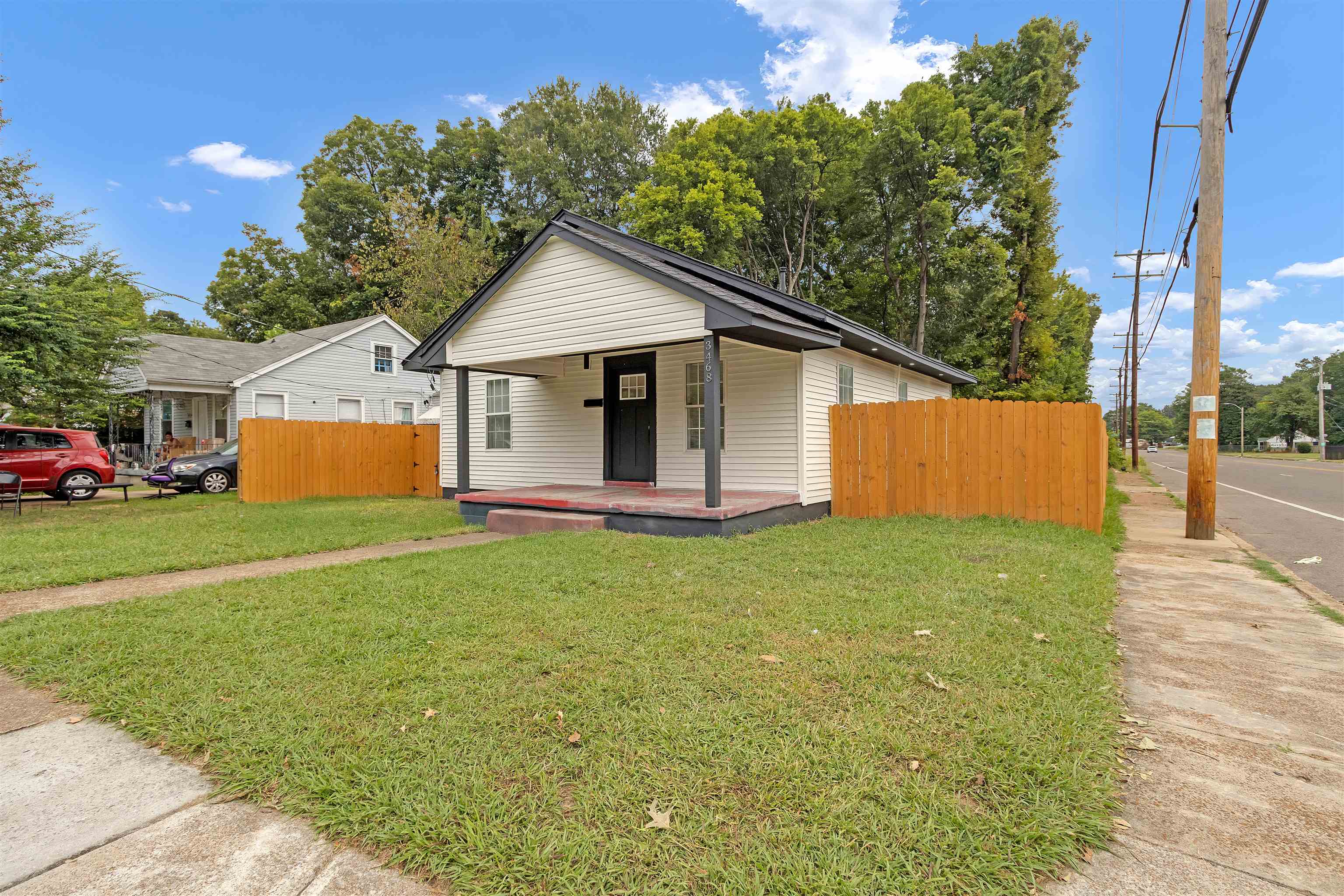 3468 Mayflower Ave