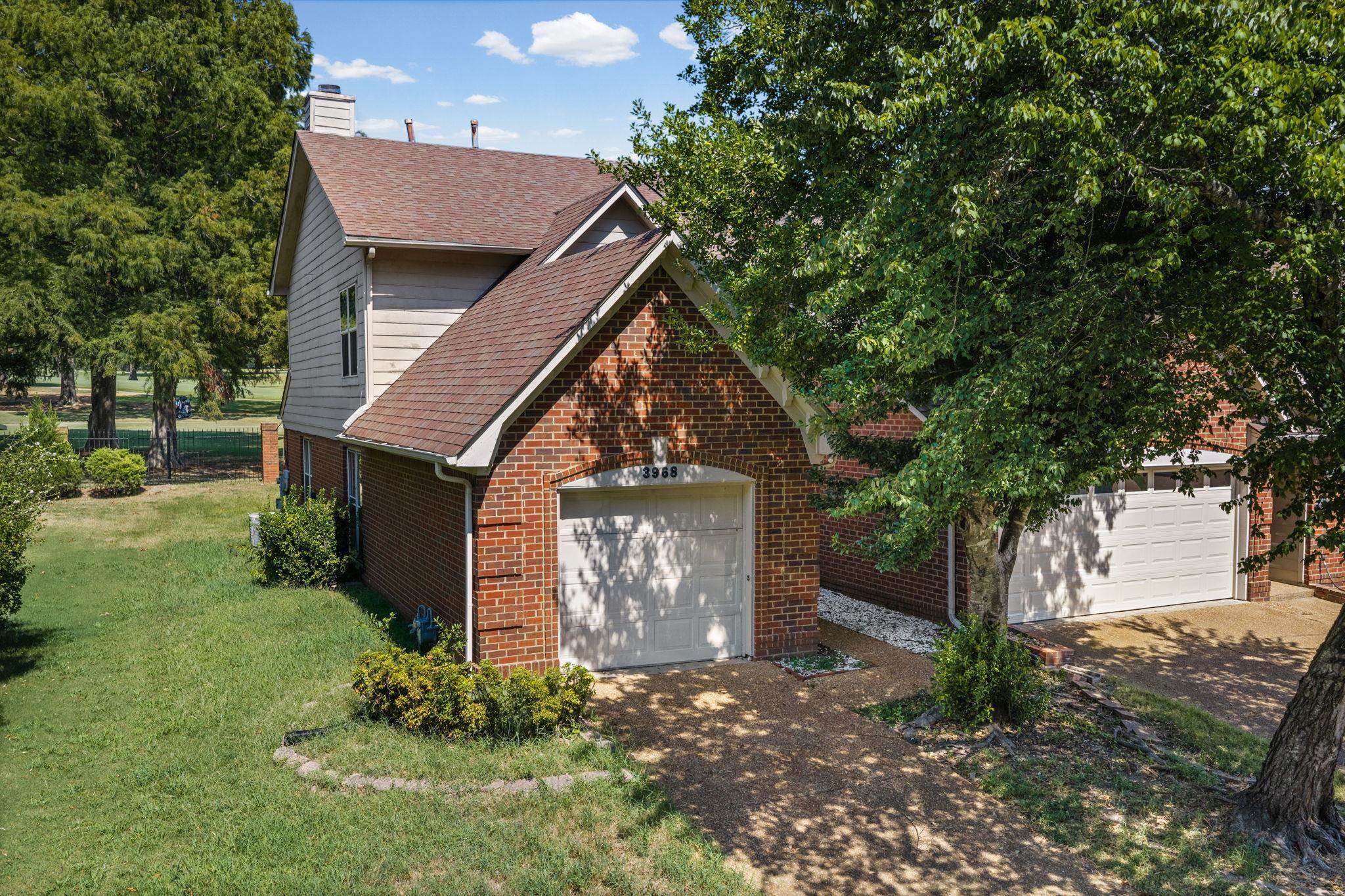 3968 Sawgrass Dr