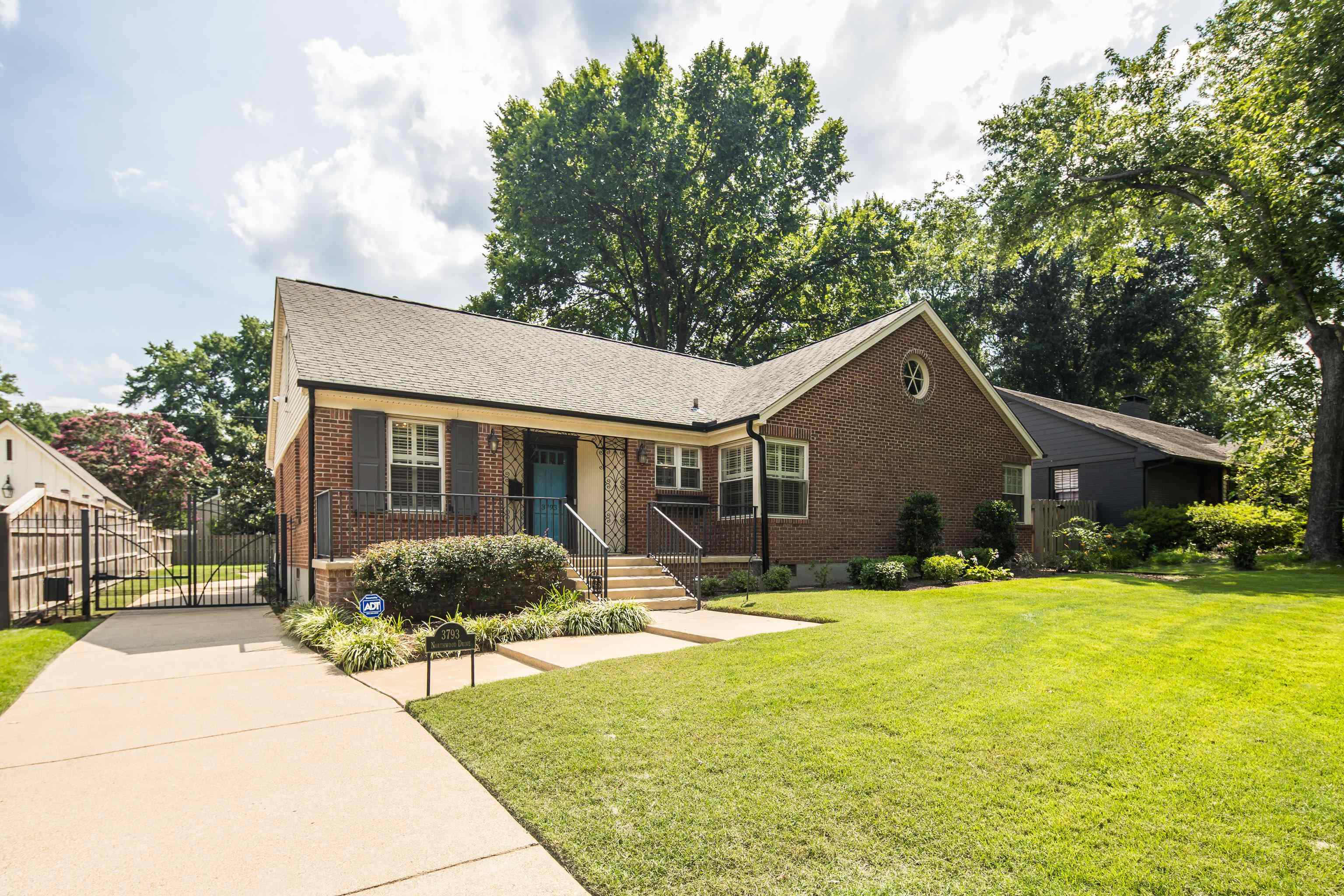 3793 Northwood Dr