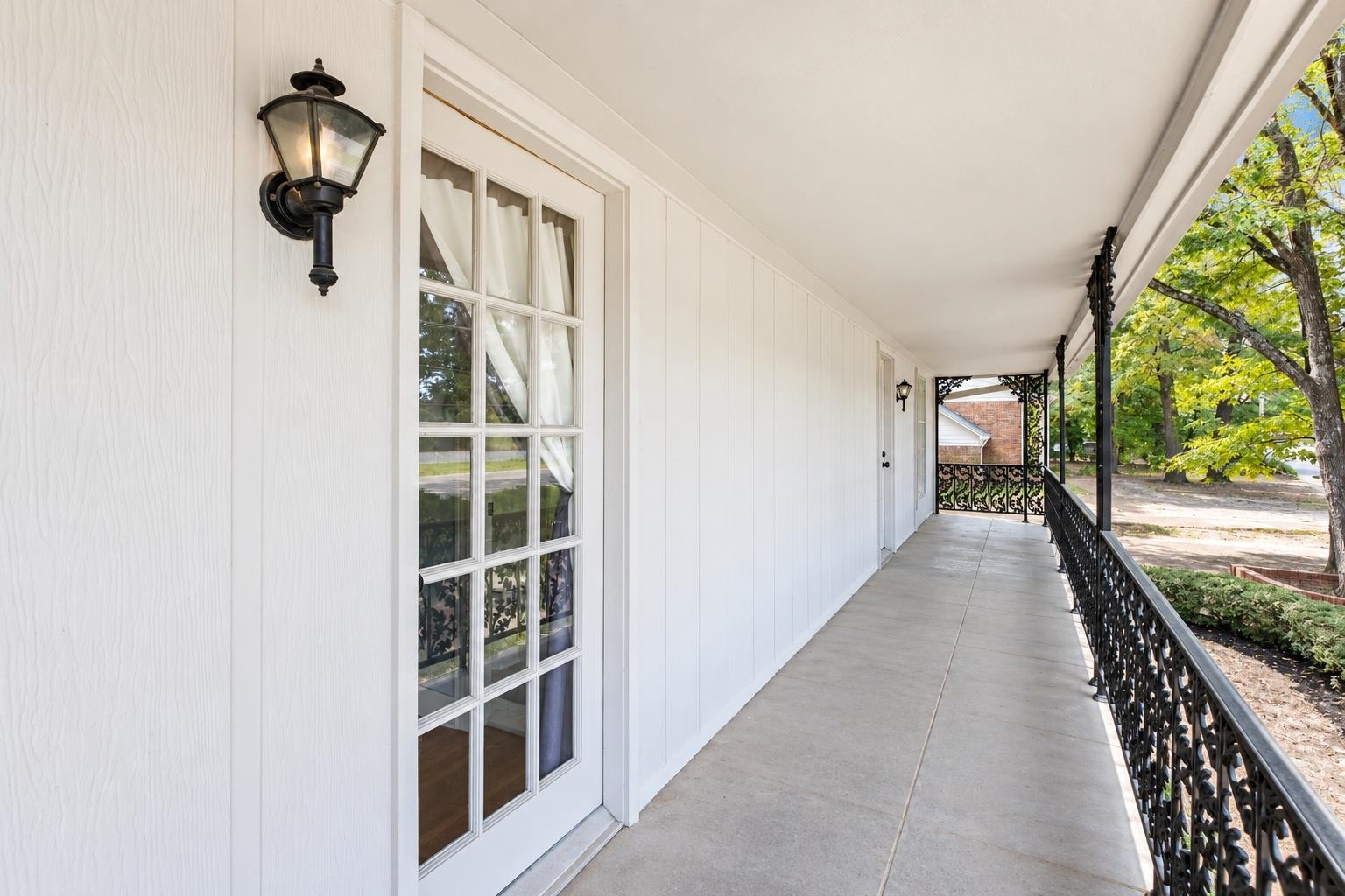 6631 Poplar Pike