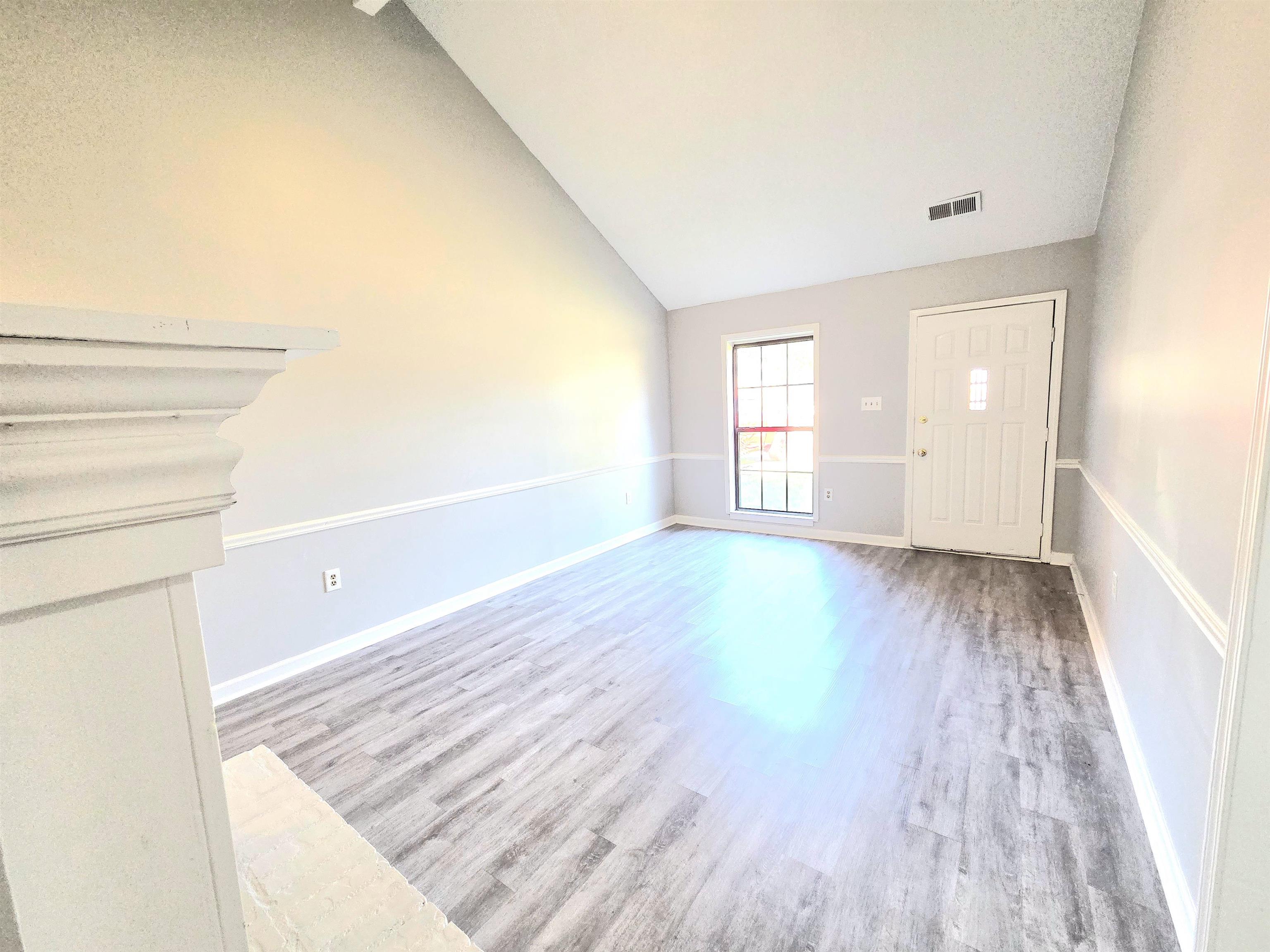 4416 Forest Valley Cv