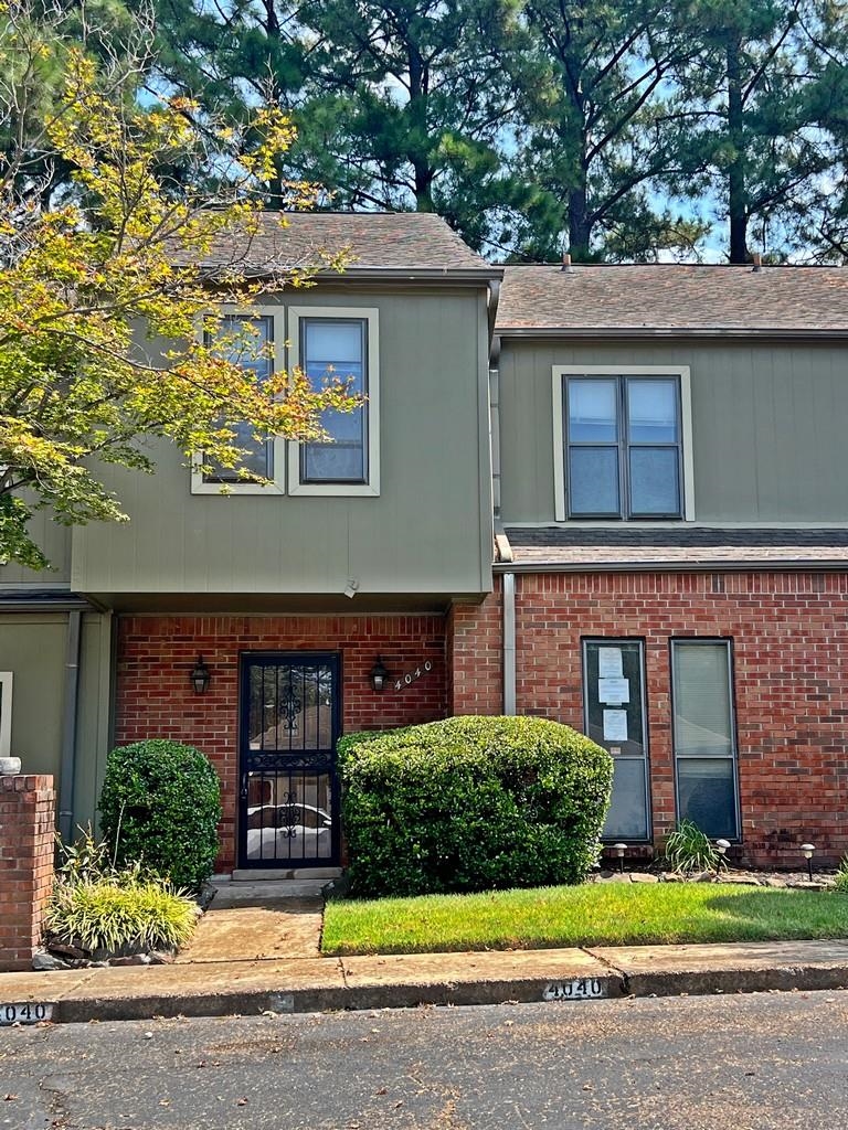 4040 Graham Oaks Ct 21