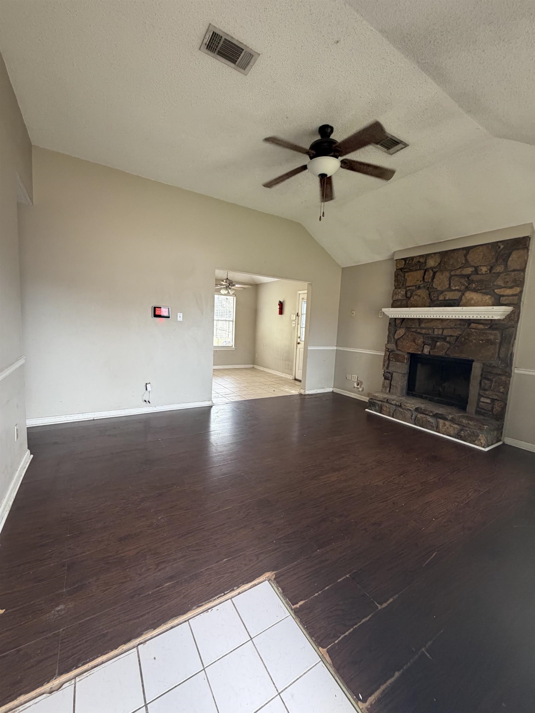 1250 Tyler Pl