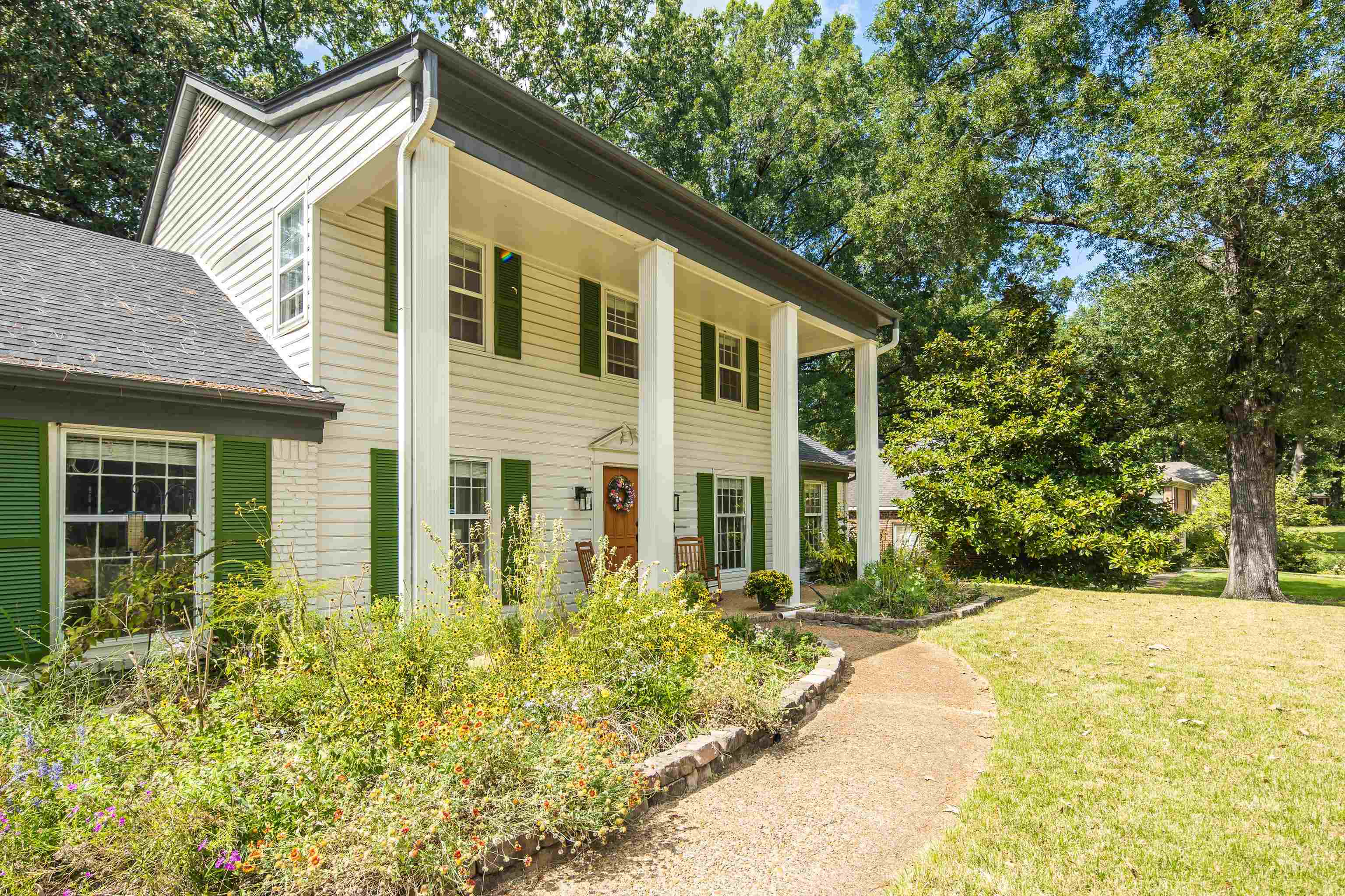2121 Abergeldie Dr