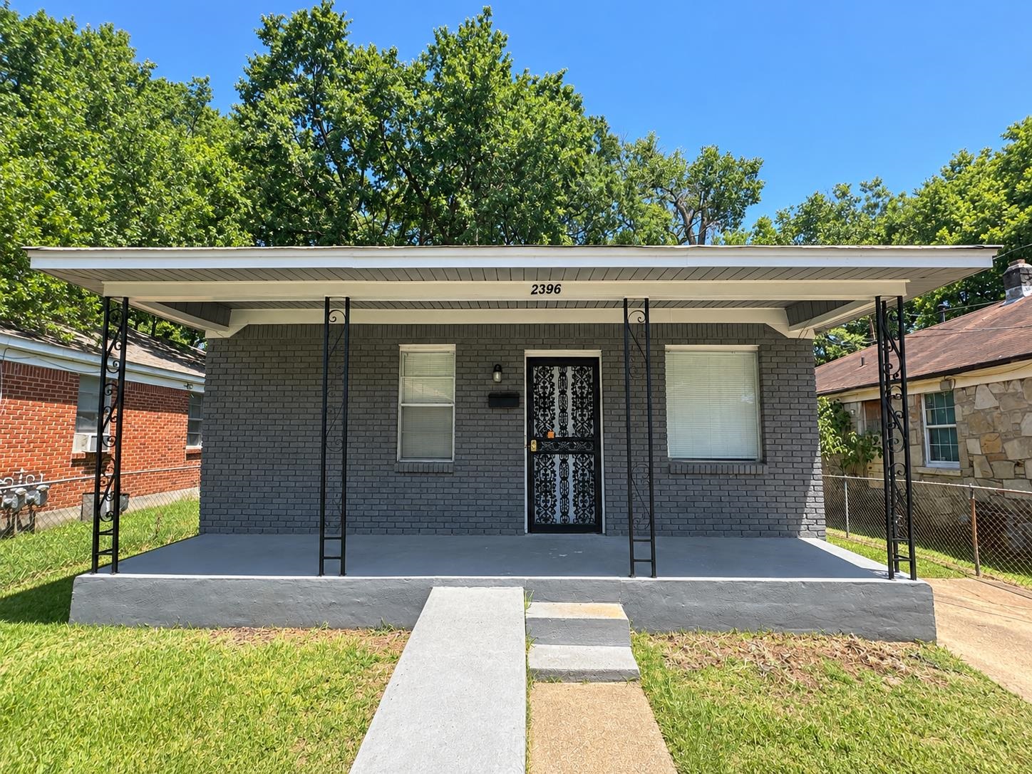 2396 Vandale Ave
