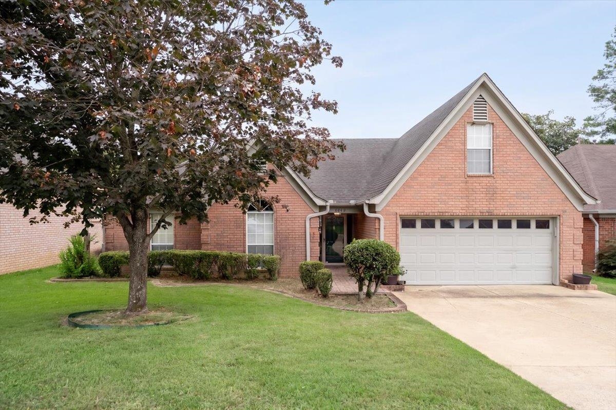 6449 Gillia Cir