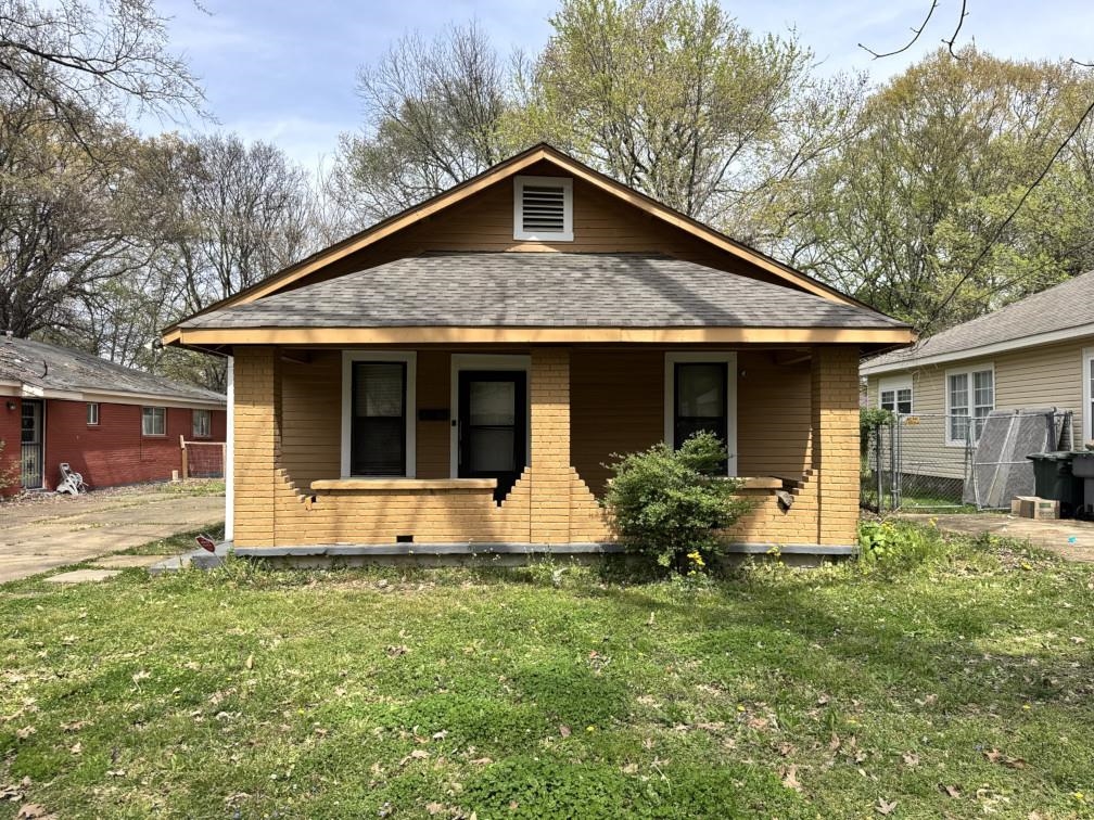 3644 Faxon Ave