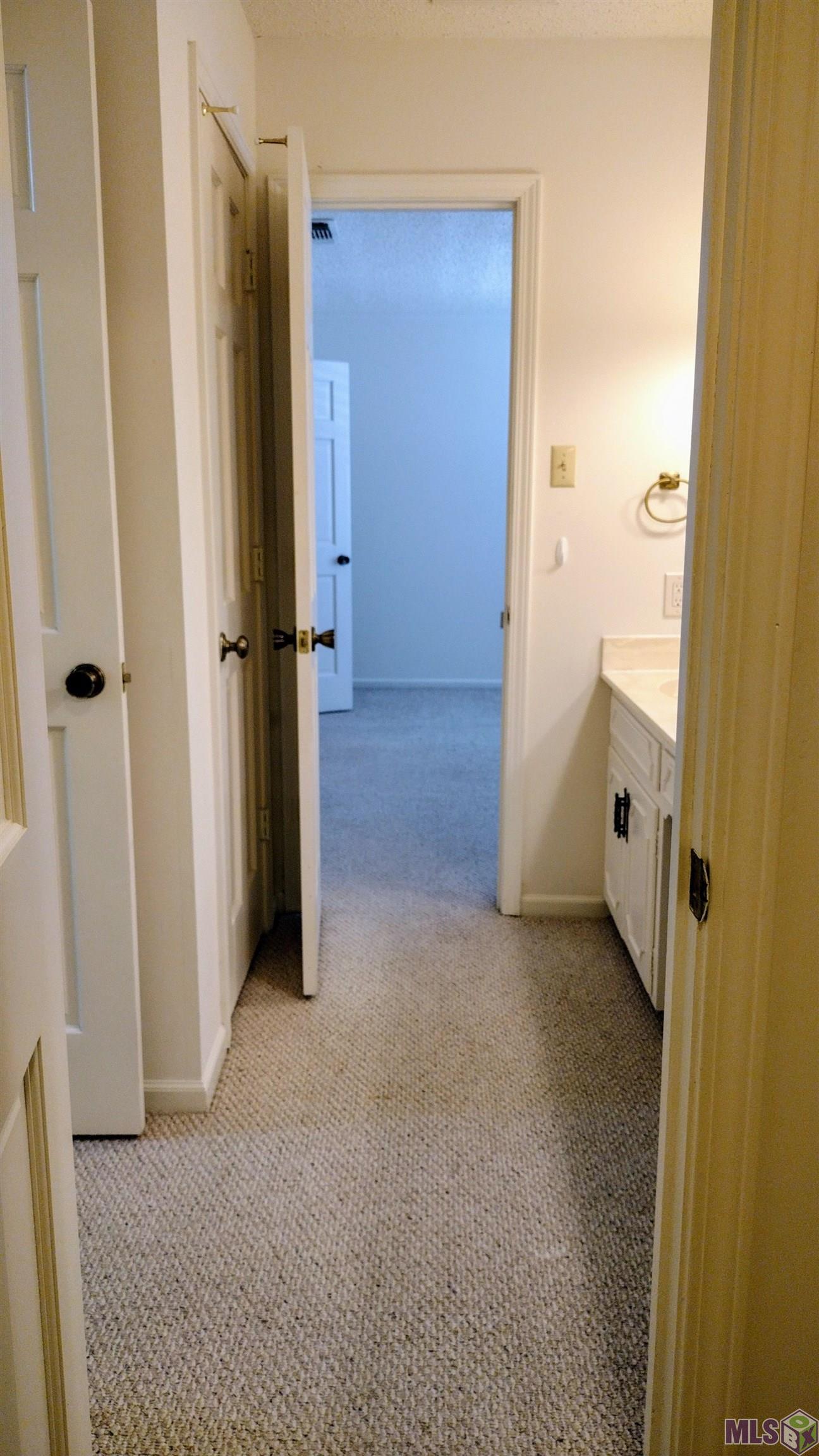 Photo 35