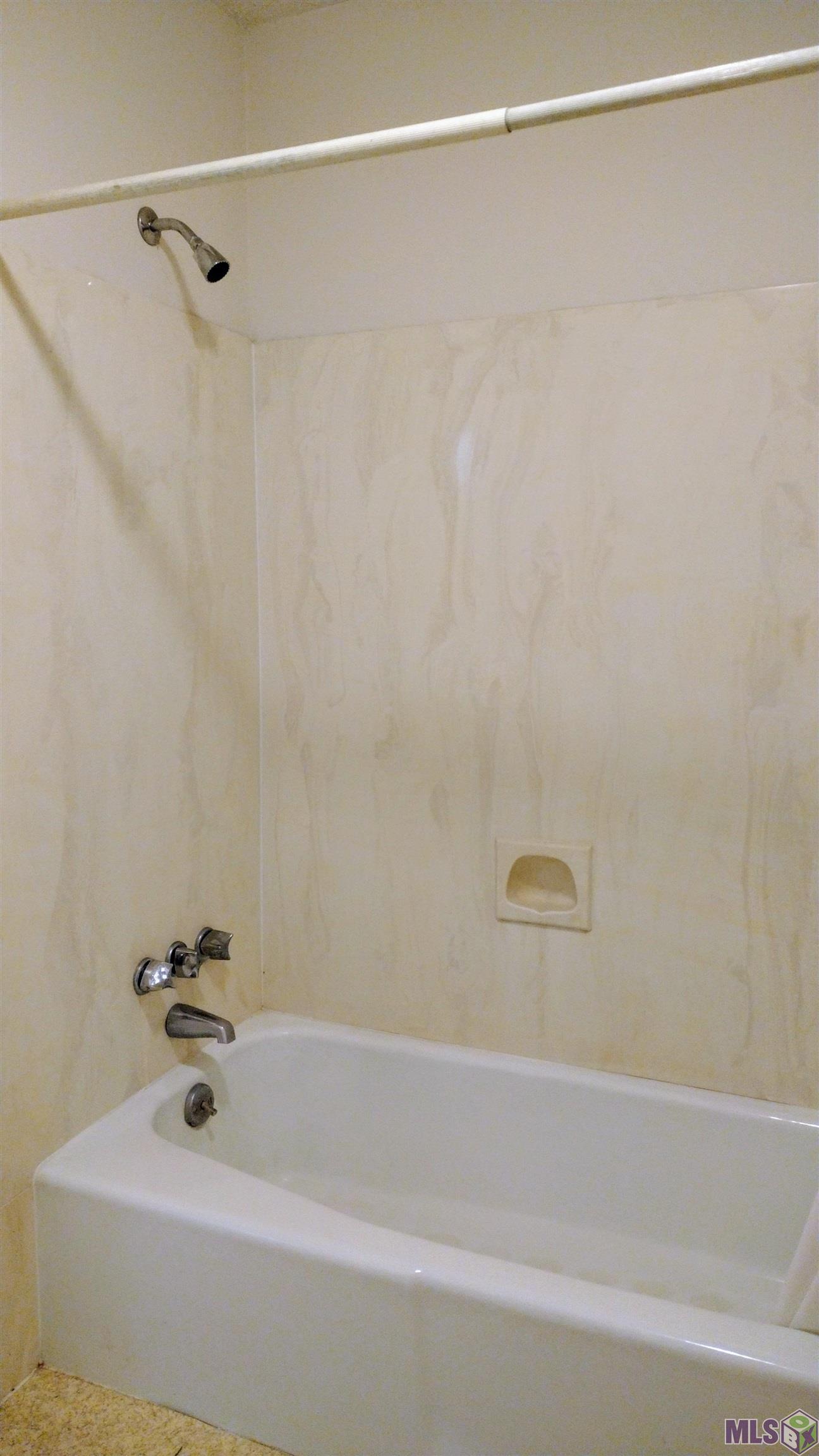 Photo 36