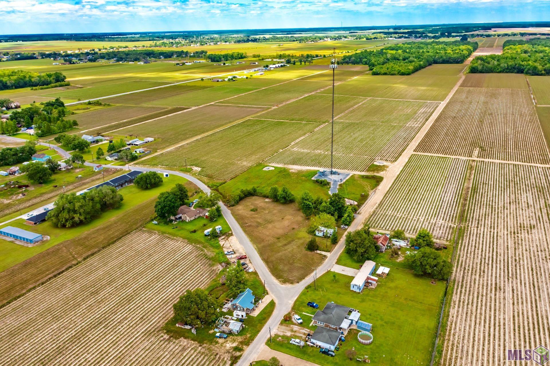 109 LeBlanc Court, Labadieville, LA 70732