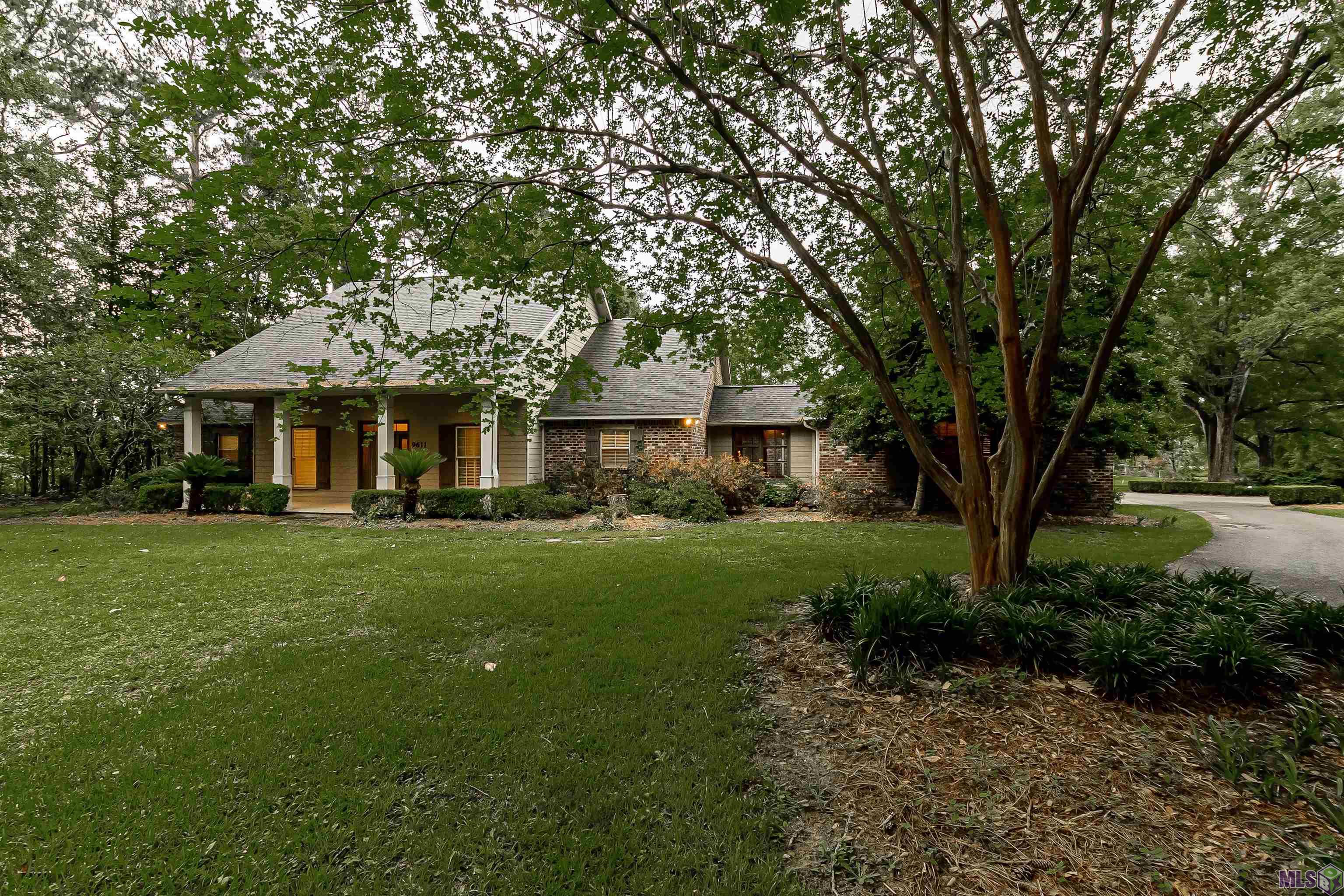 9611 BARRINGER FOREMAN RD, Baton Rouge, LA 70809