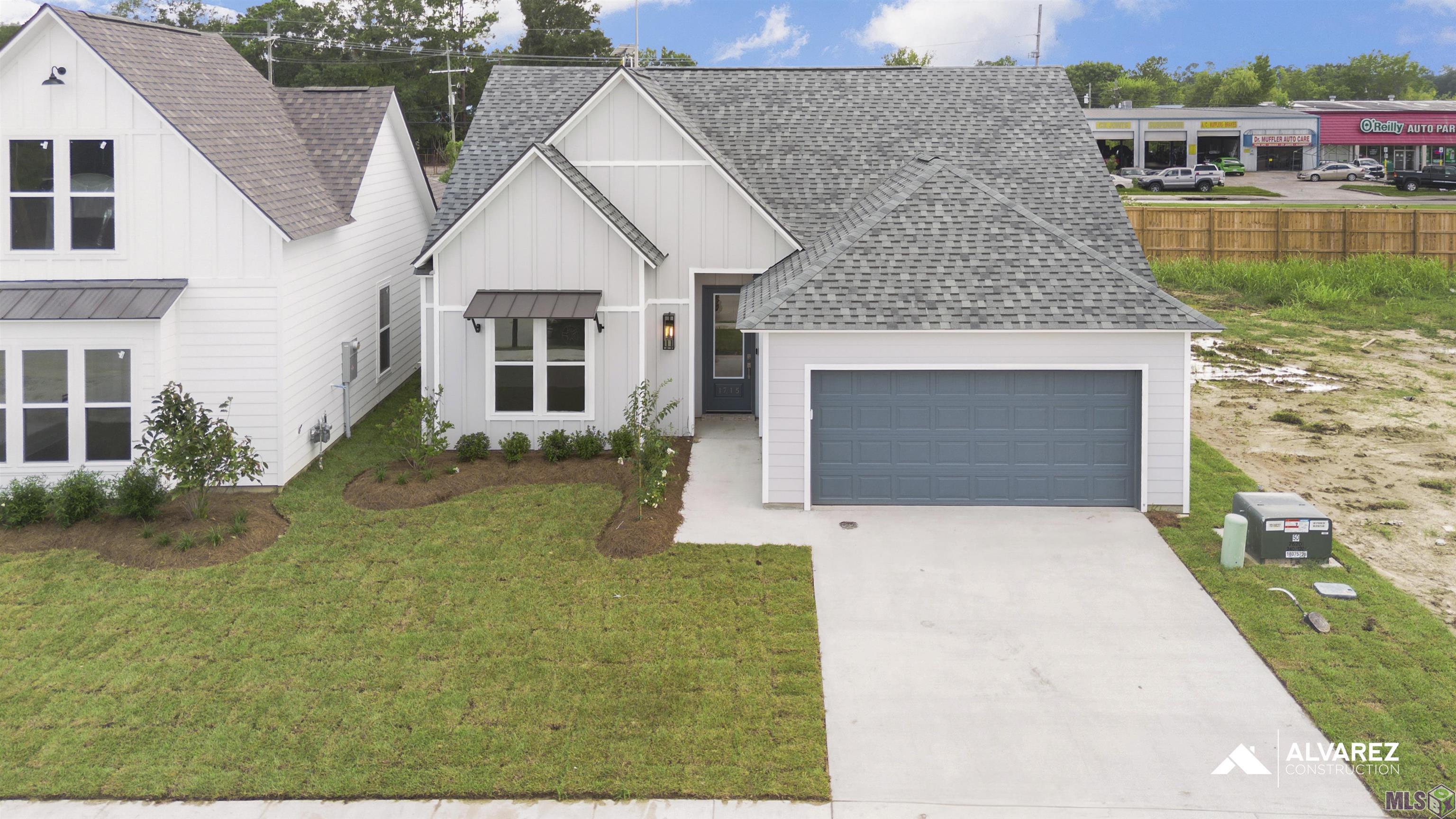 1715 SEAWOLF DR, Baton Rouge, LA 70810