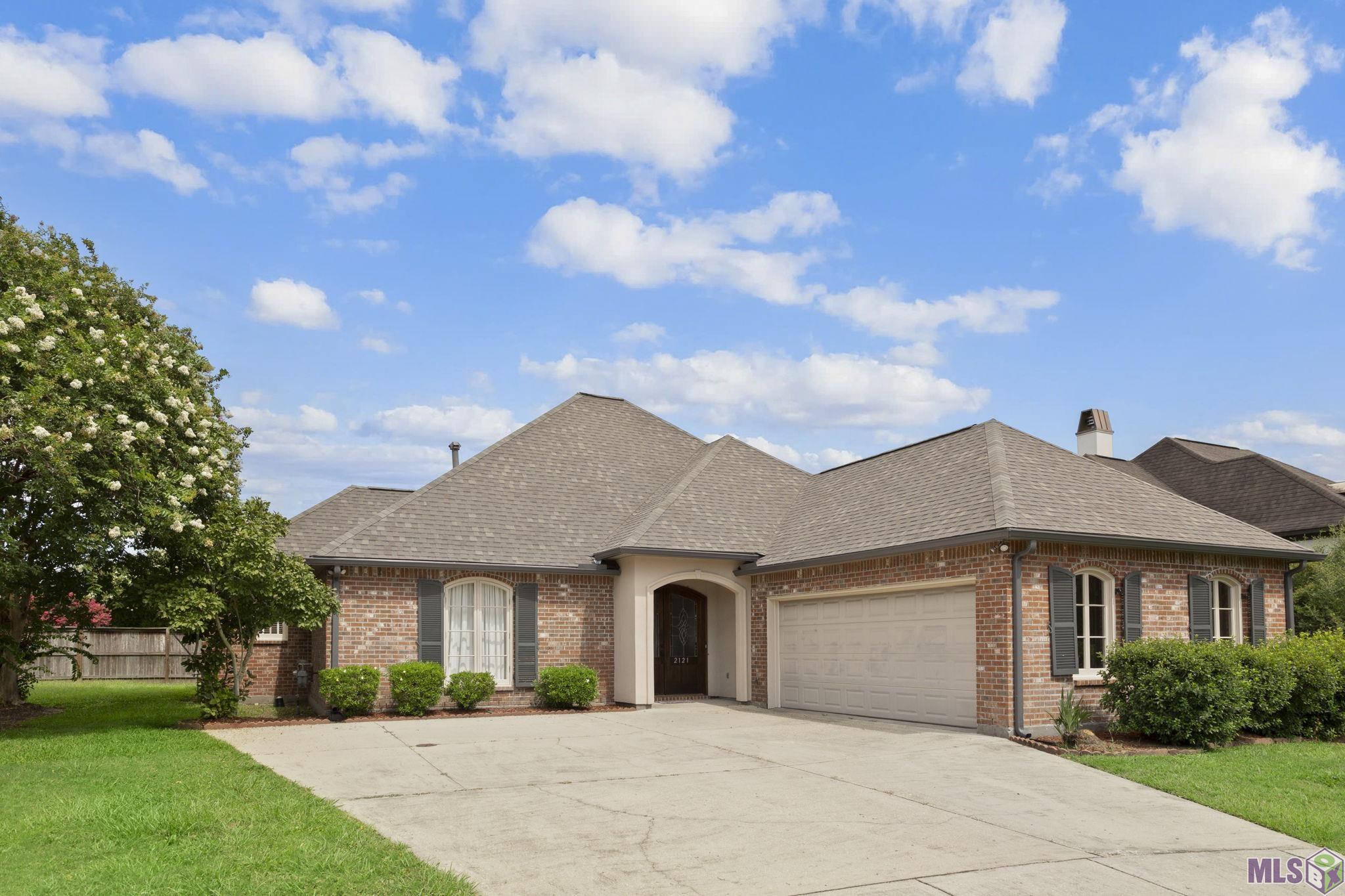 2121 SPRINGSTONE DR, Baton Rouge, LA 70810