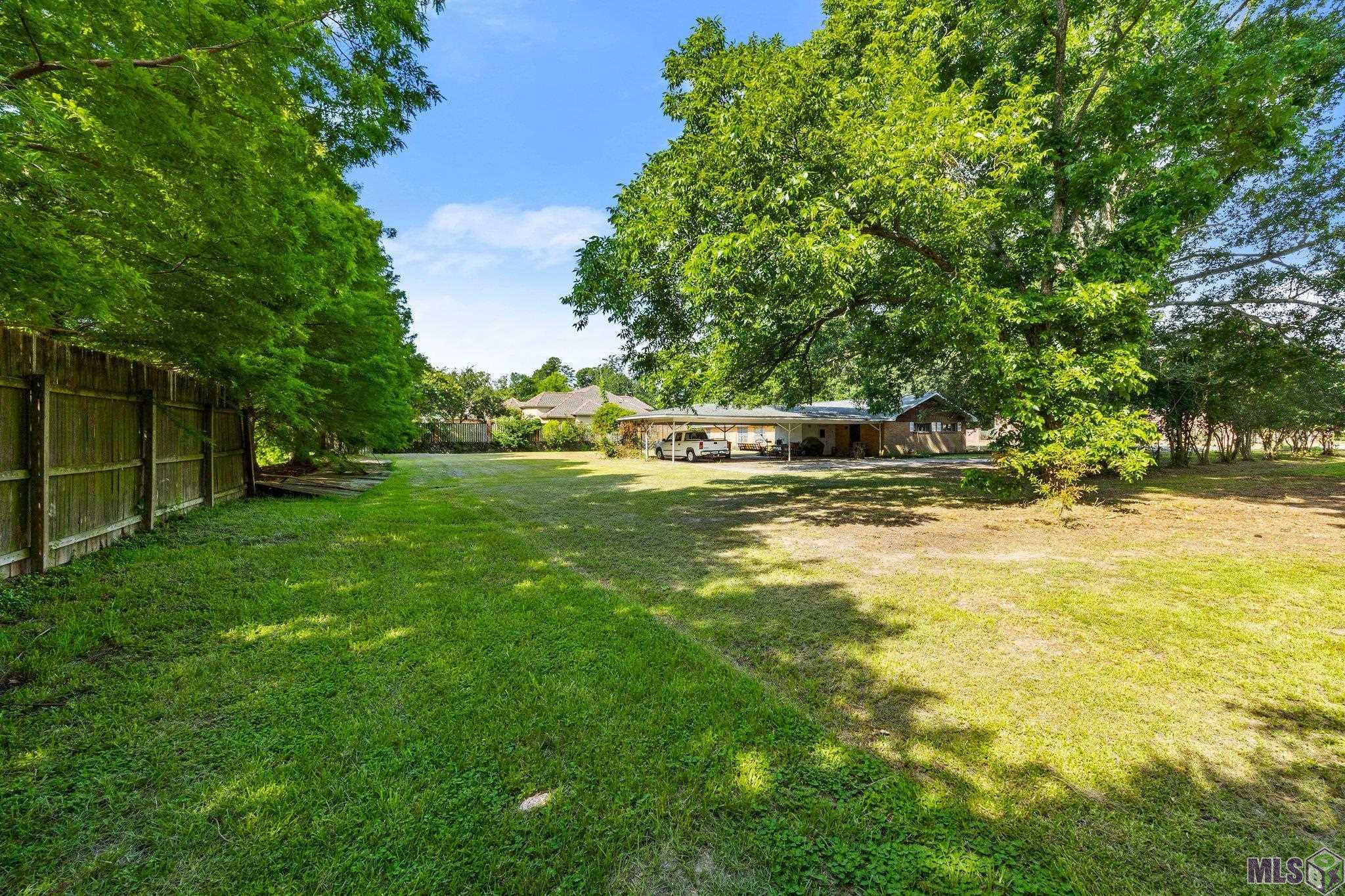 4355 BLUEBONNET RD, Baton Rouge, LA 70809