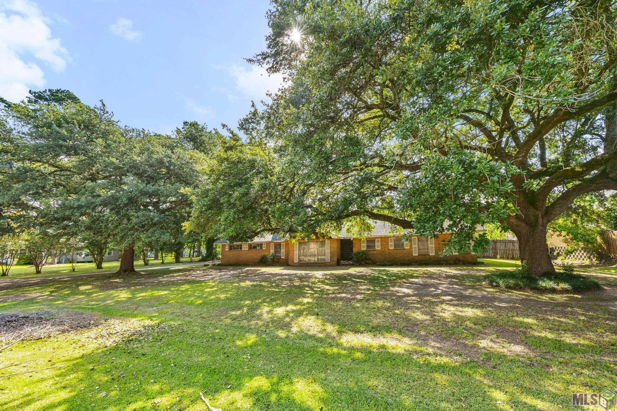 4355 BLUEBONNET RD, Baton Rouge, LA 70809