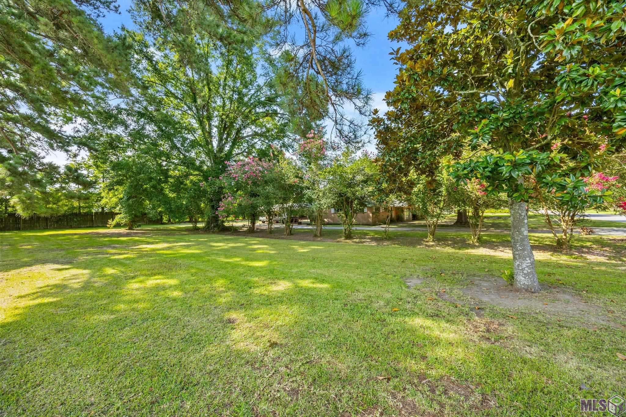 4355 BLUEBONNET RD, Baton Rouge, LA 70809